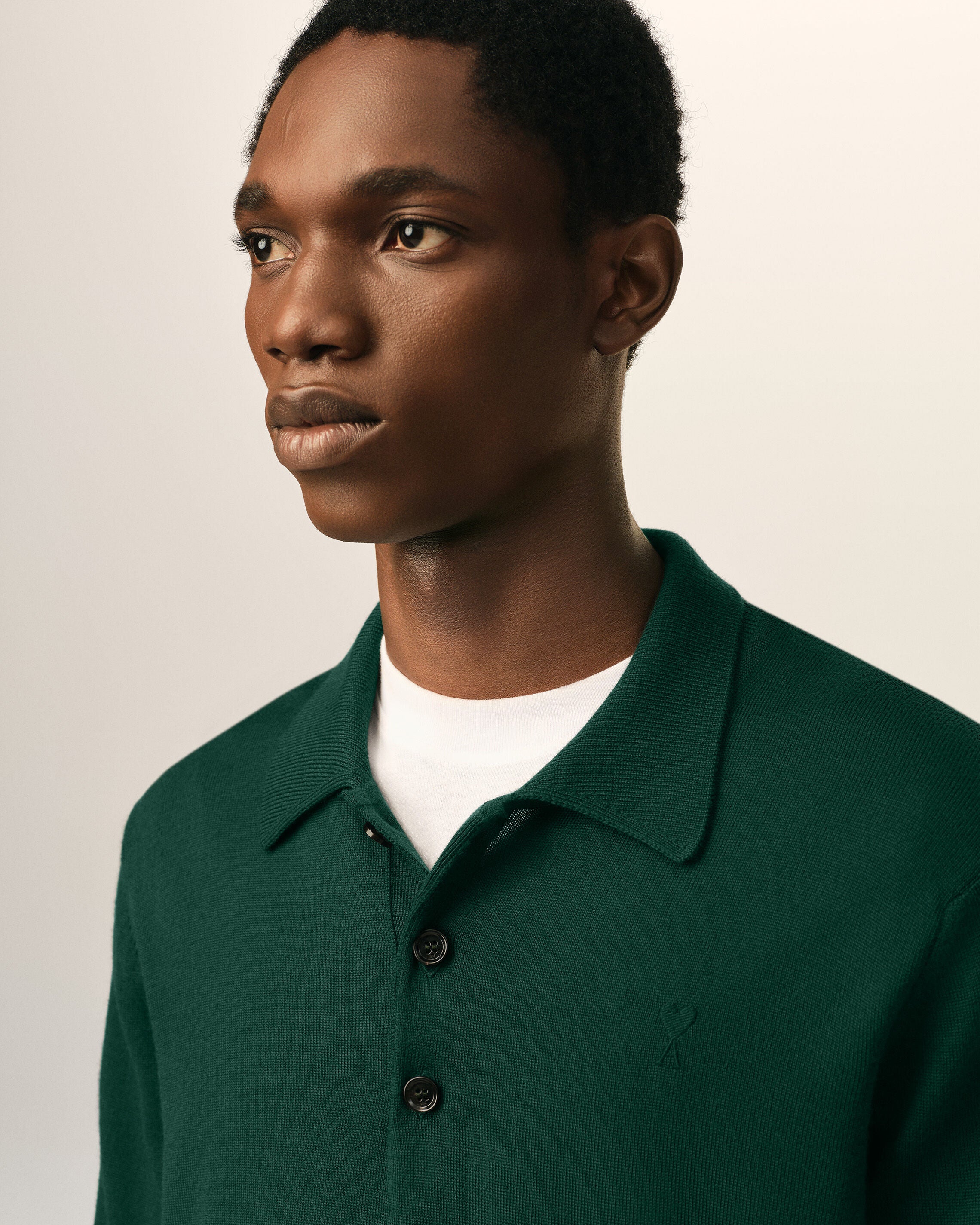 Ami de Coeur Poloshirt aus grüner Wolle - 4