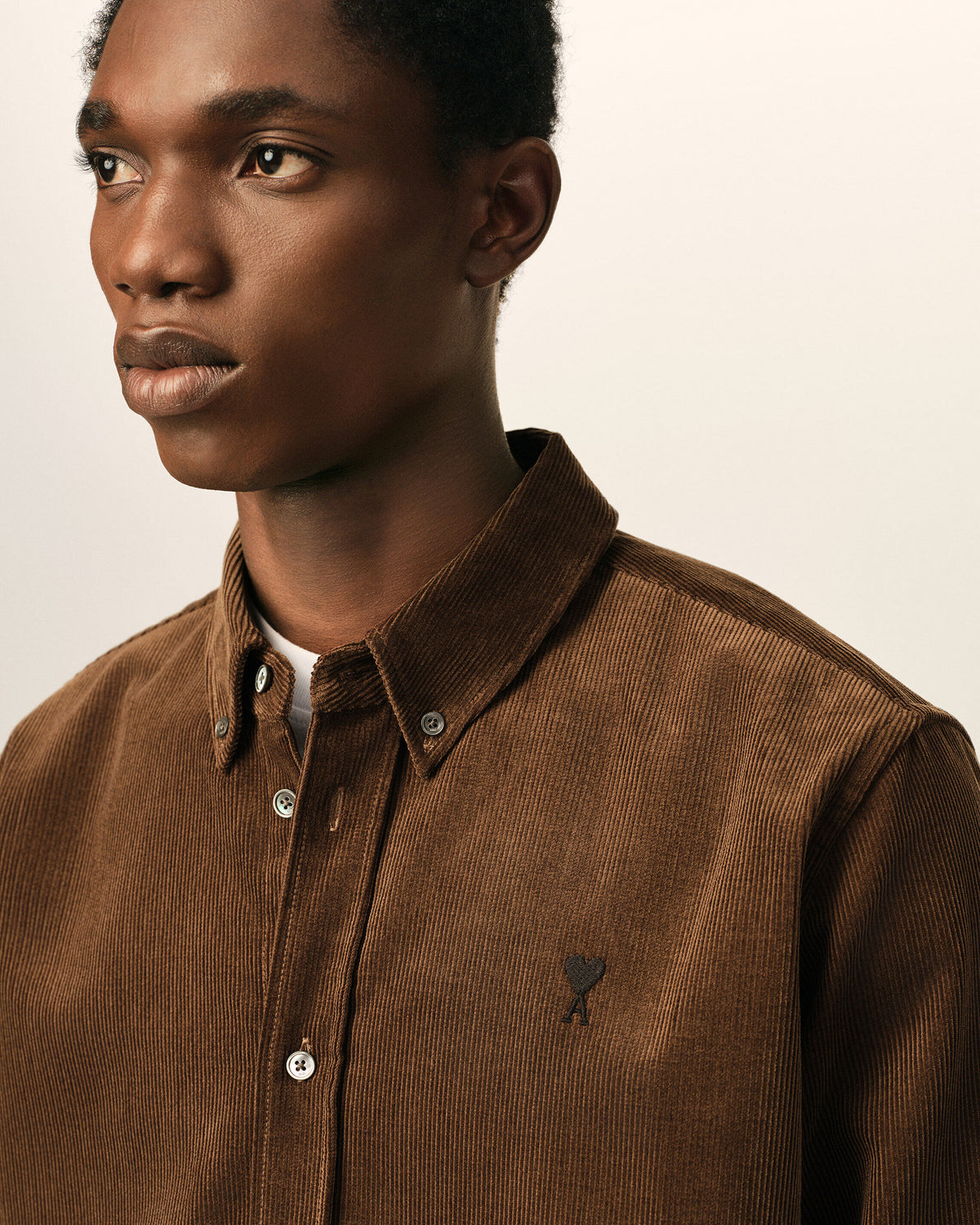 Brown corduroy shirt with Ami de Coeur - 4