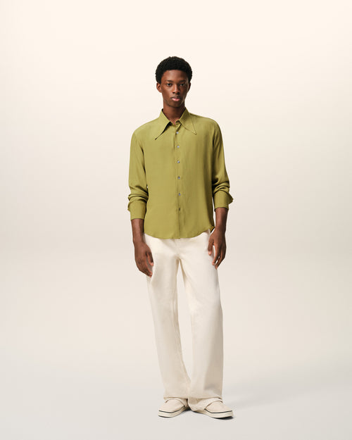 Chemise Ajustée Verte Col En Pointe en Soie Mélangée - 1 - Ami Paris