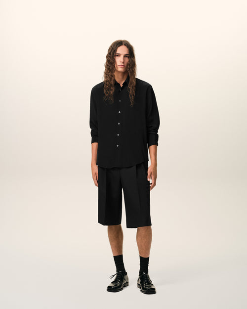 Chemise Ajustée Noire Col En Pointe en Soie Mélangée - 1 - Ami Paris
