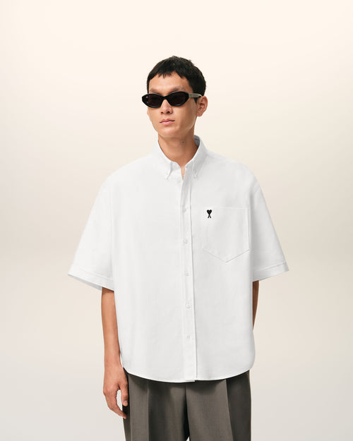 Camisa boxy Ami de Cœur con bordado de algodón blanco - 2 - Ami Paris