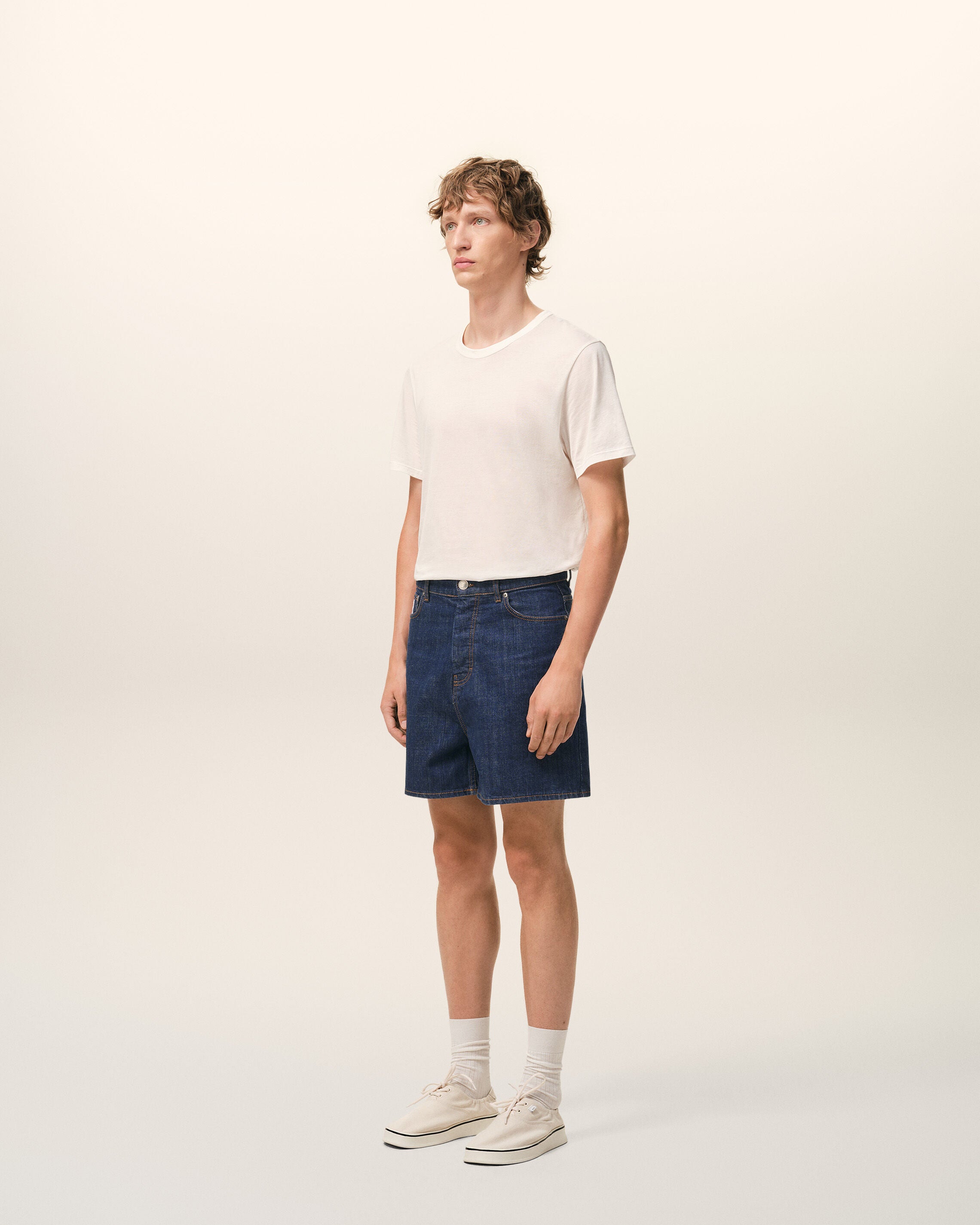 AMI Parisデニム ショートパンツ ブルー ブルーコットン Ami Paris Heritage ラベル付き ショートパンツ