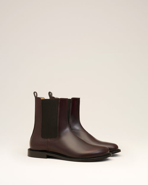 Burgundy Leather Anatomical Toe Chelsea Boots - 3 - Ami Paris