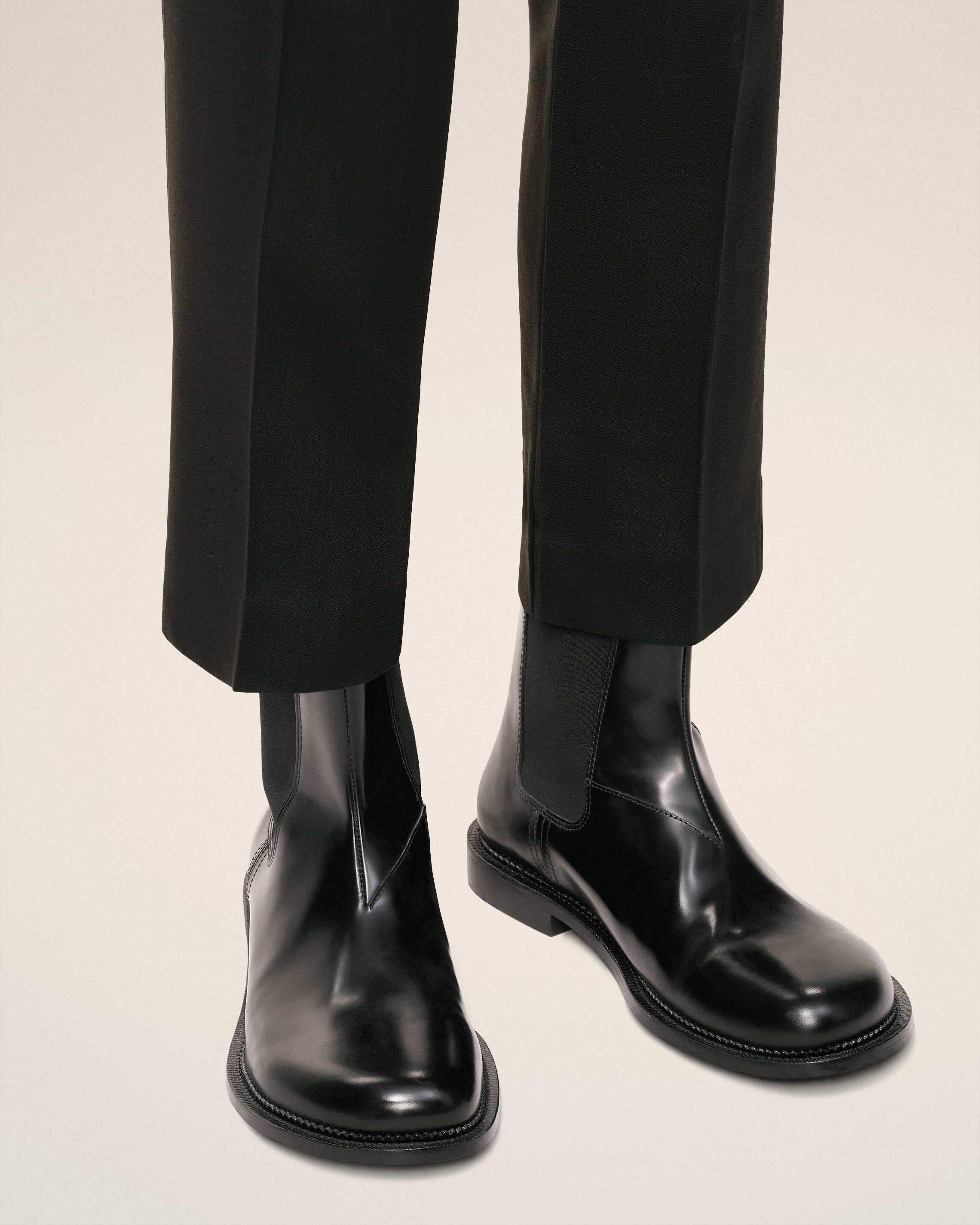 BLACK Black Leather Anatomical Toe Chelsea Boots