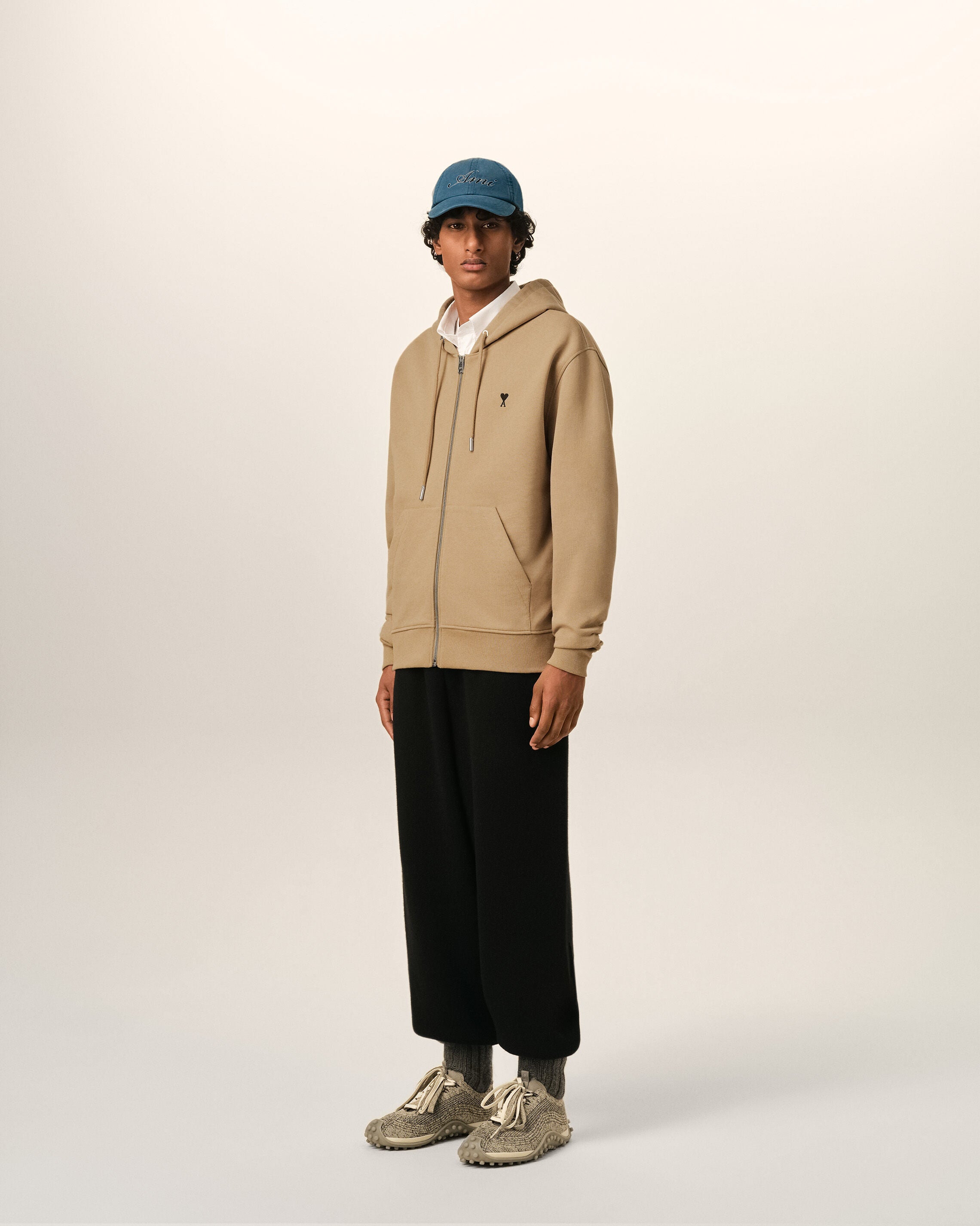 Beige zipped cotton hoodie with Ami de Coeur - 6