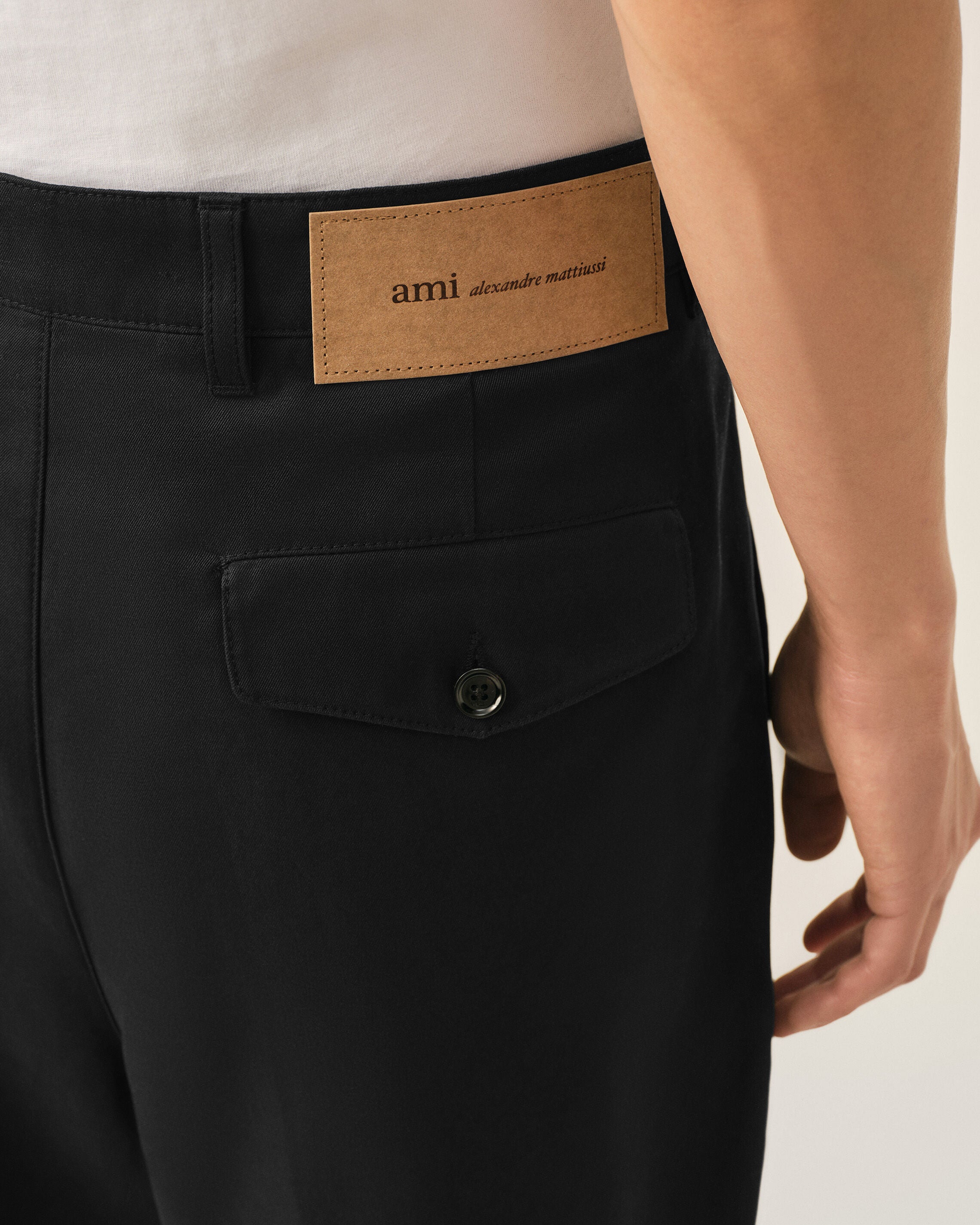 BLACK Black Cotton Carrot Oversized Trousers | Ami Paris