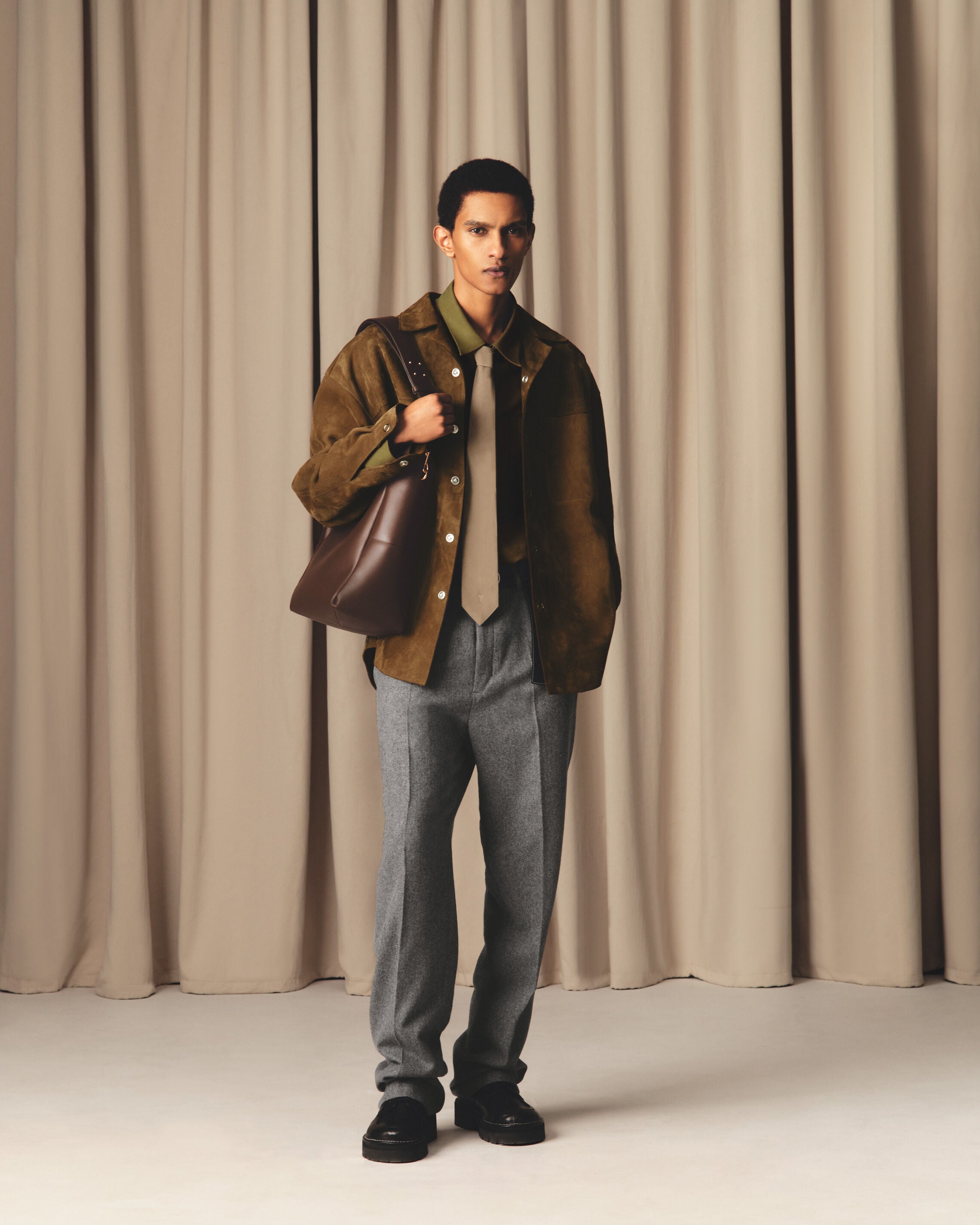 グレー ウール ワイドパンツ グレー | AMI PARIS