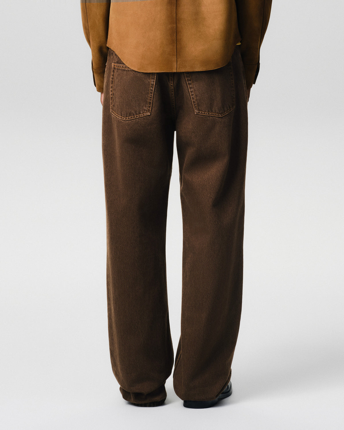 Jean marron coupe large en coton - 4