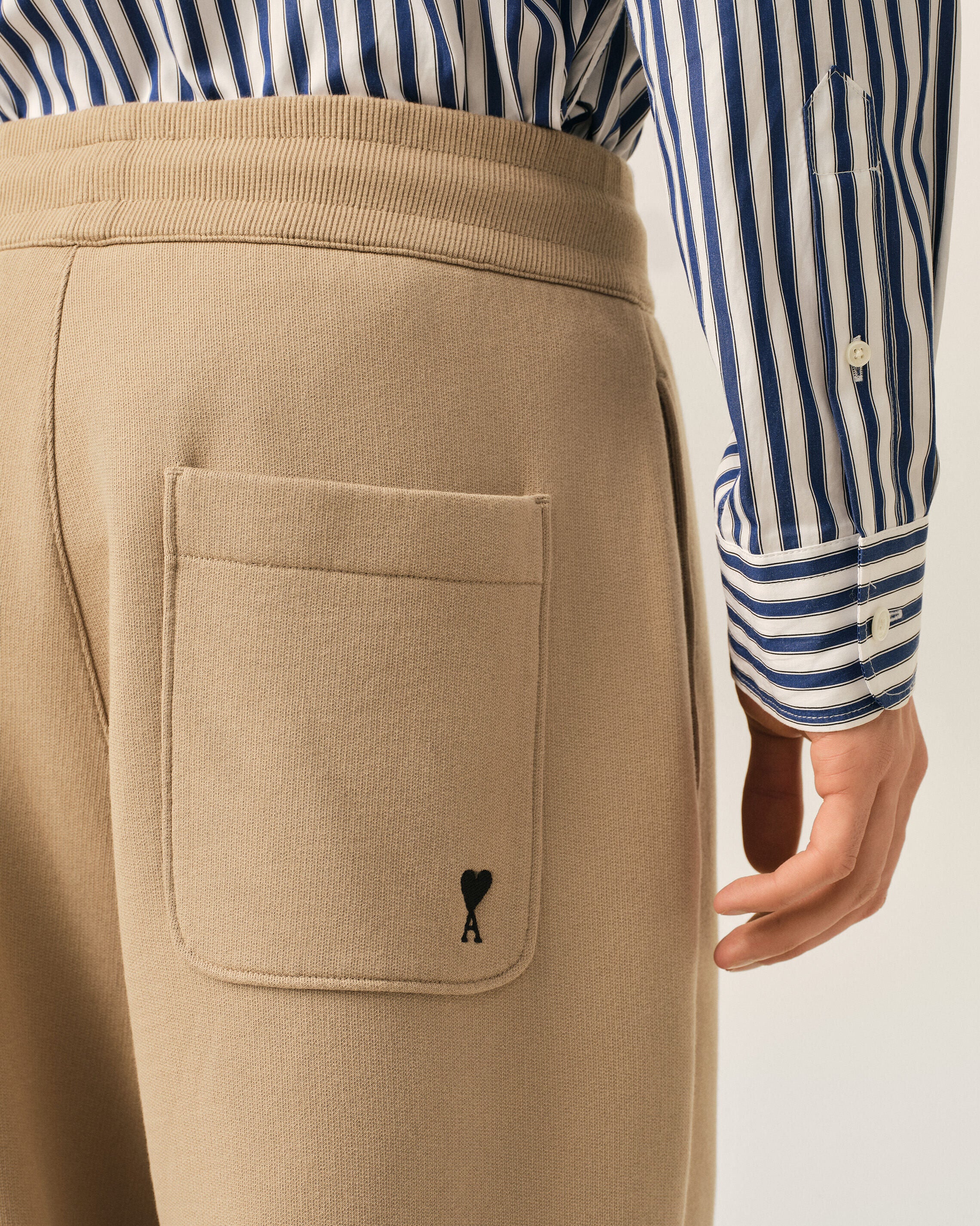 Pantalón deportivo Ami de Cœur de algodón beige - 5