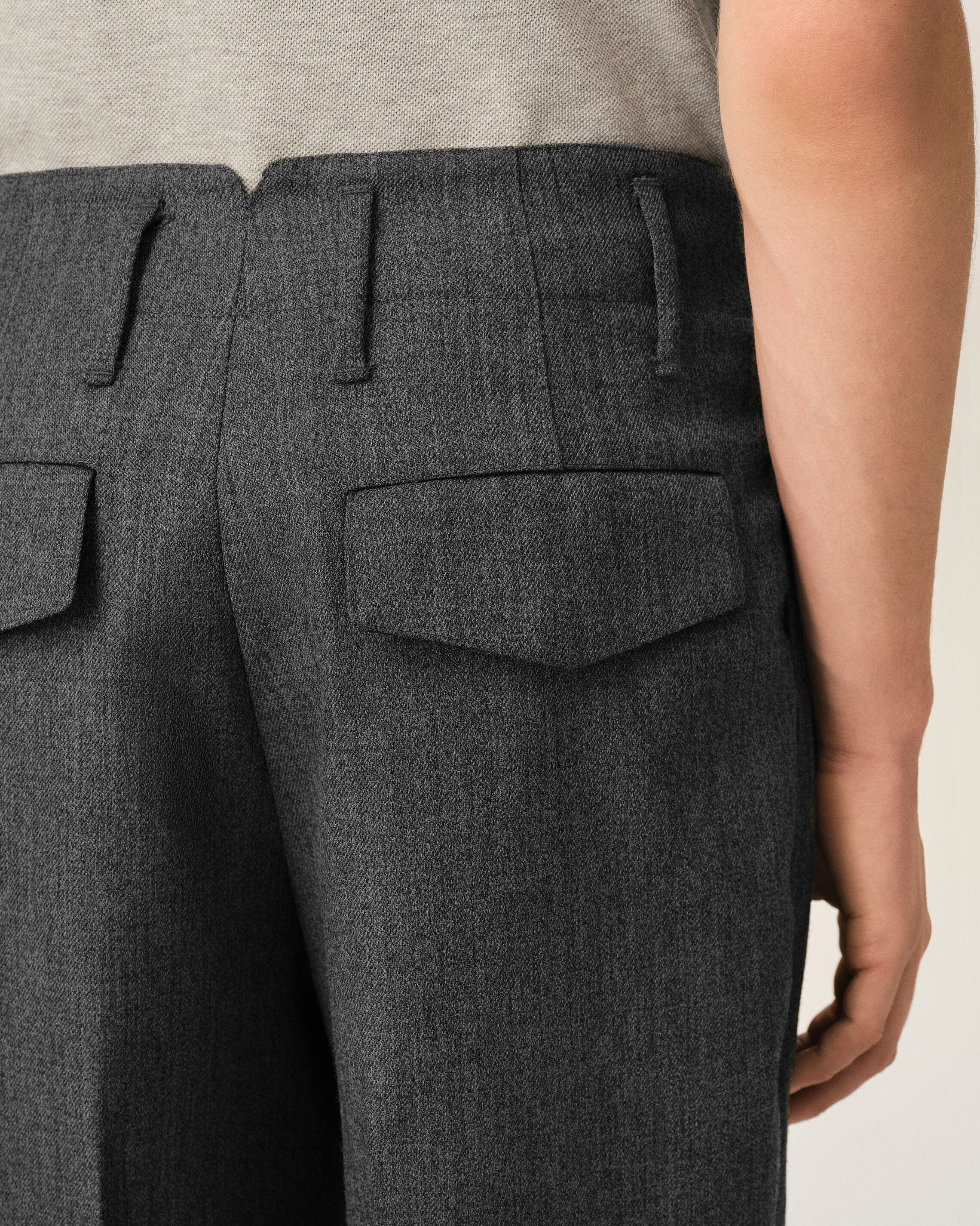 Pantalon gris deux plis en laine - 5