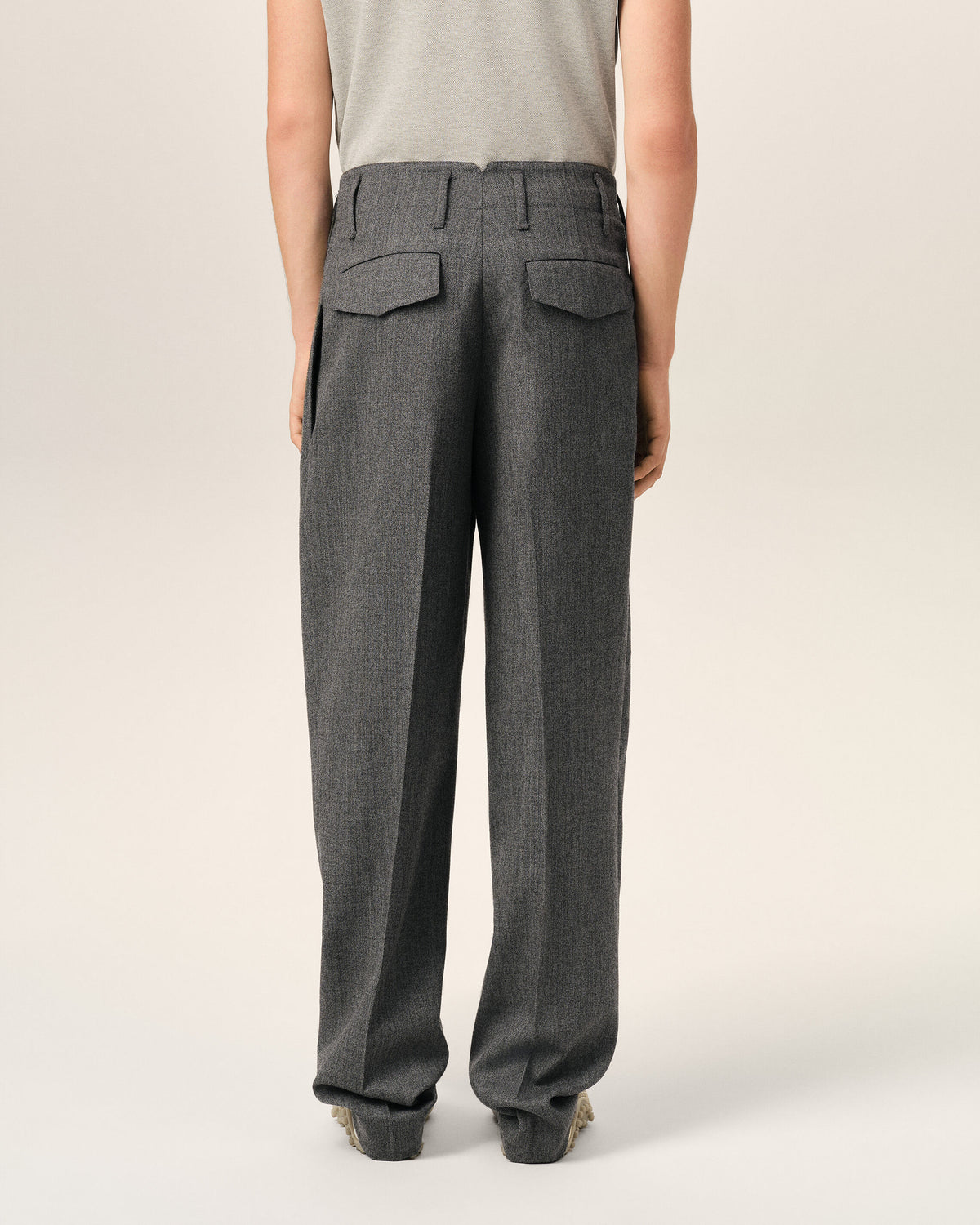 Grey two-pleats wool trousers - 4