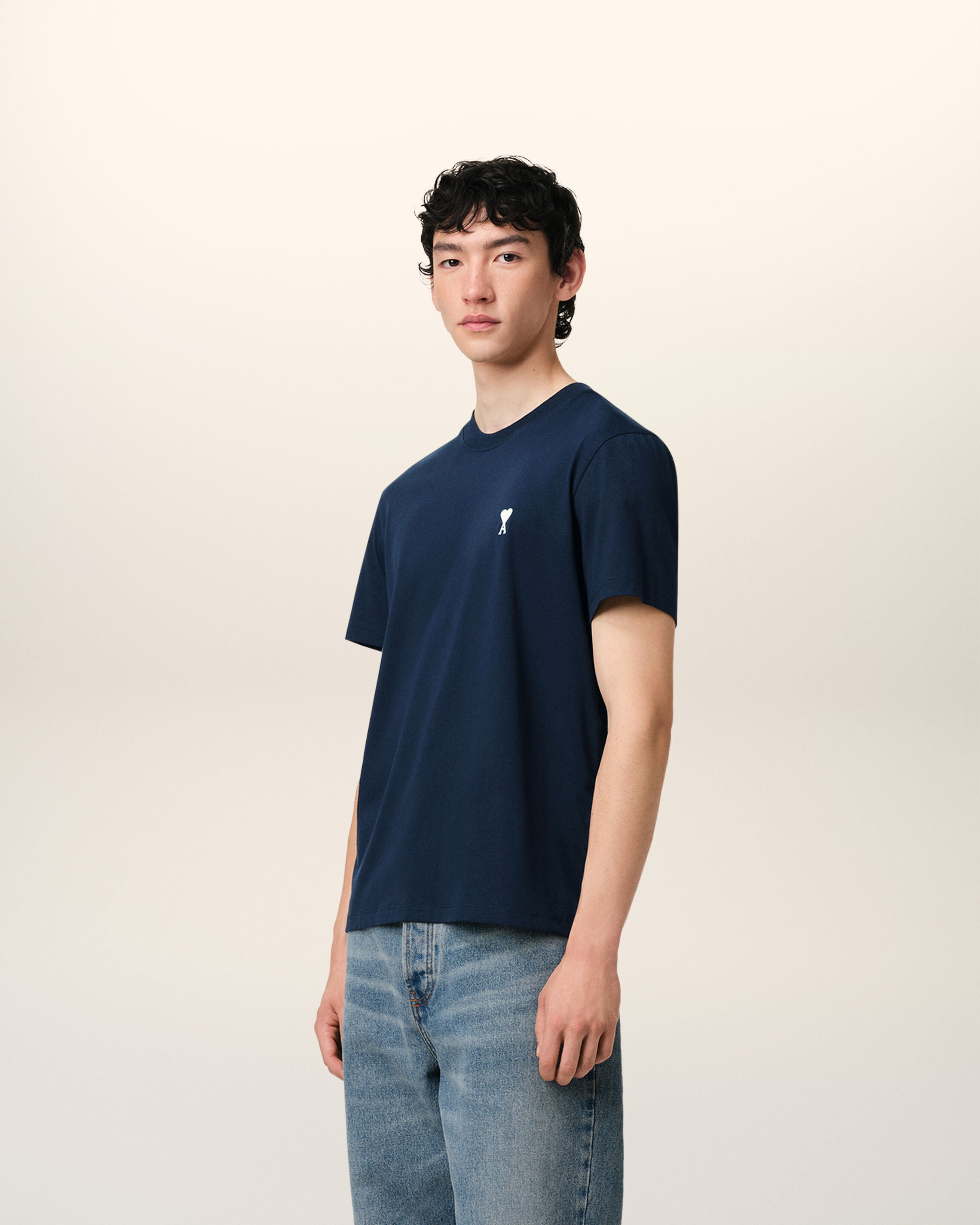 NIGHT BLUE Off-White Ami de Coeur T-shirt | AMI PARIS