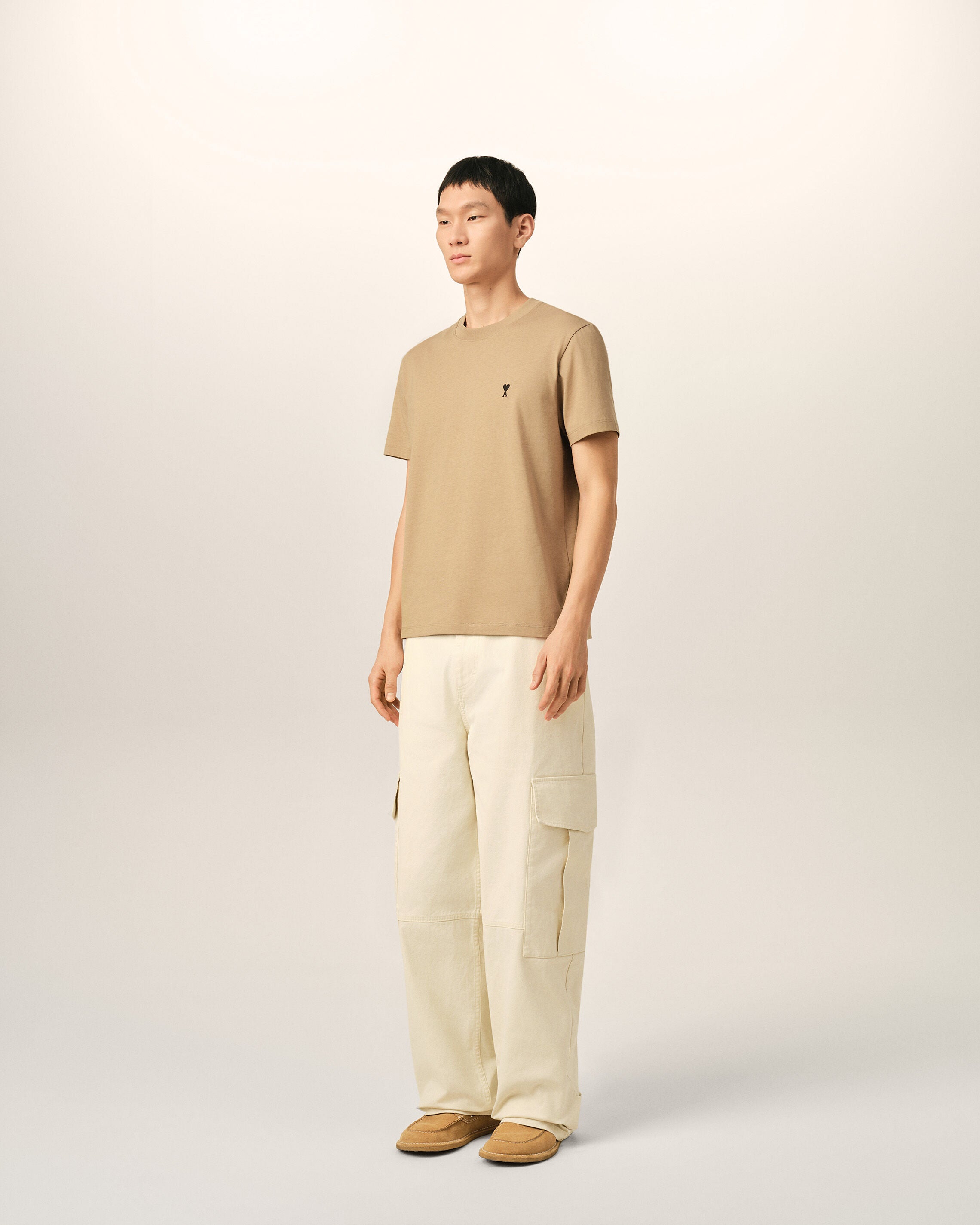 【新品/Sサイズ】Ami Paris Tシャツ ベージュ ベージュ コットン Tシャツ Ami de Coeur ベージュマスティック