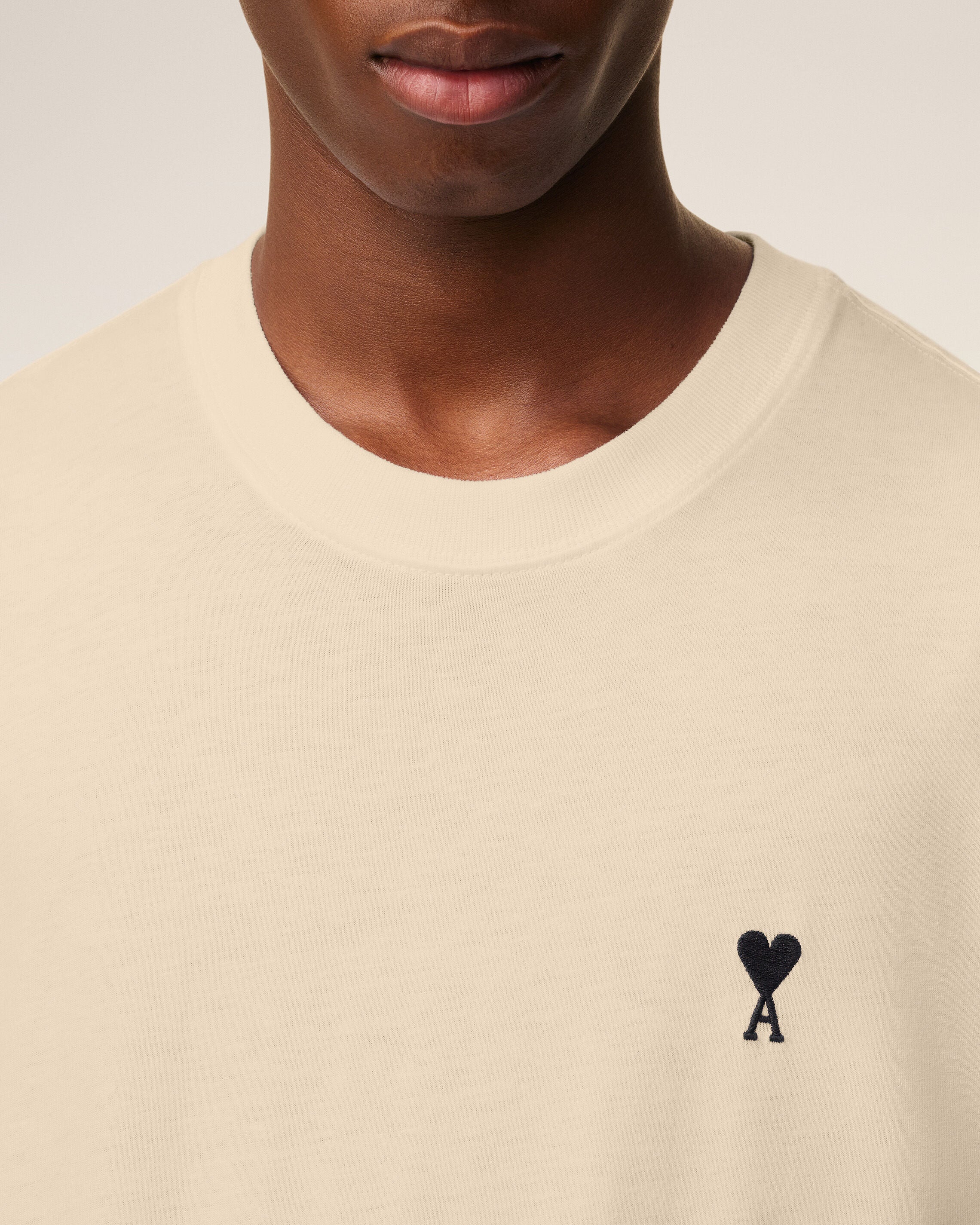 AMI DE COEUR Tシャツ ホワイトコーヒー　2025AW現行 ベージュ コットン Ami de Coeur Tシャツ ホワイトコーヒー | AMI PARIS