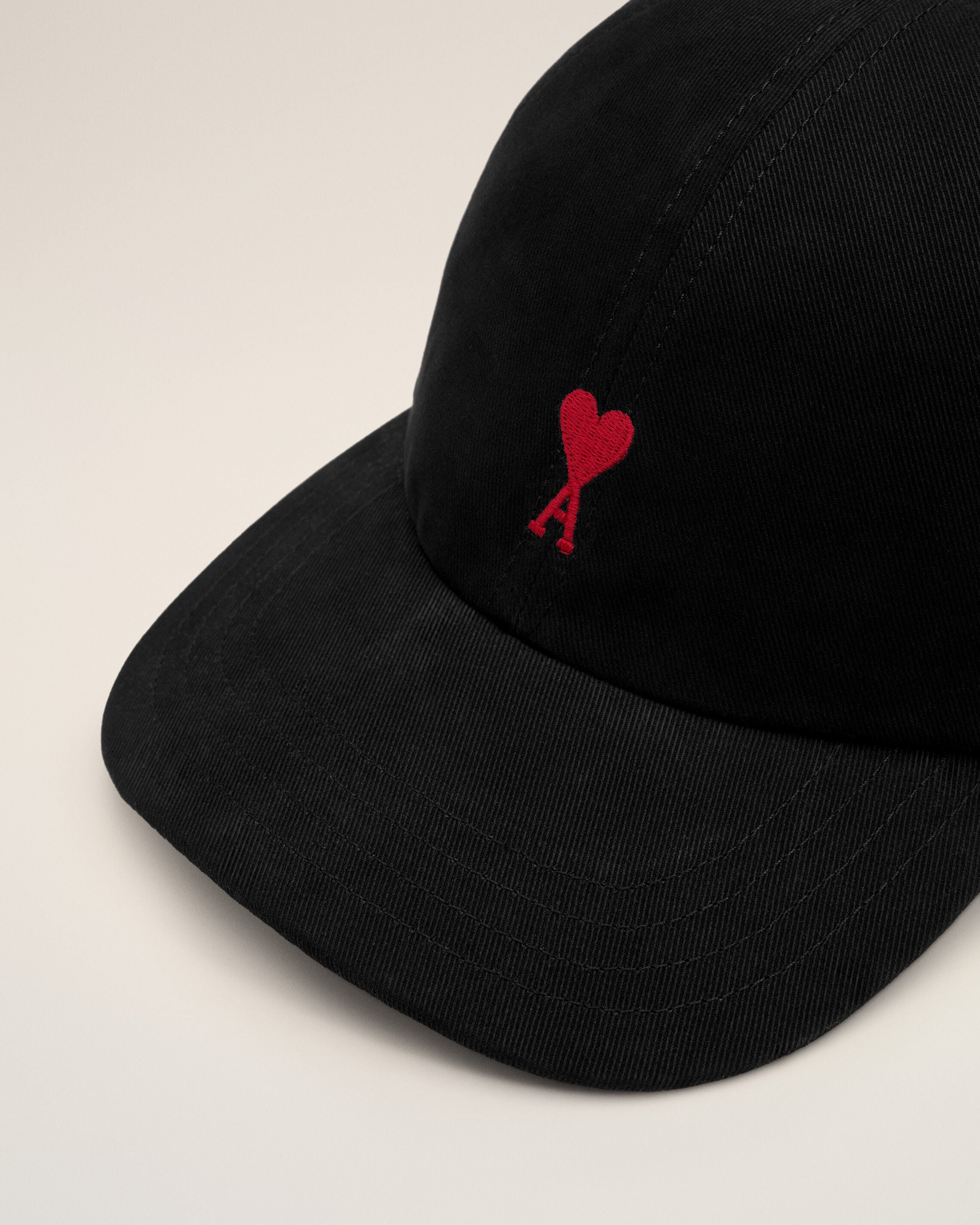 Black cotton cap with Ami de Coeur - 7