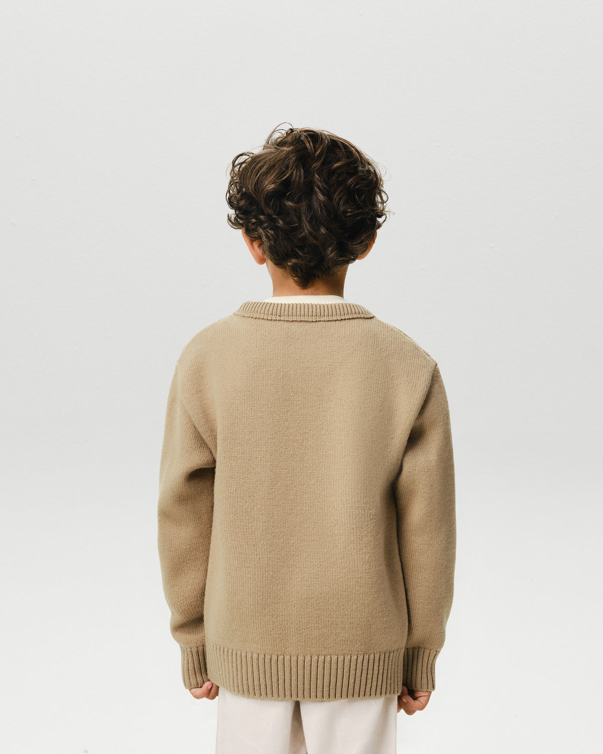Beige wool sweater with Ami de Coeur patch - 4