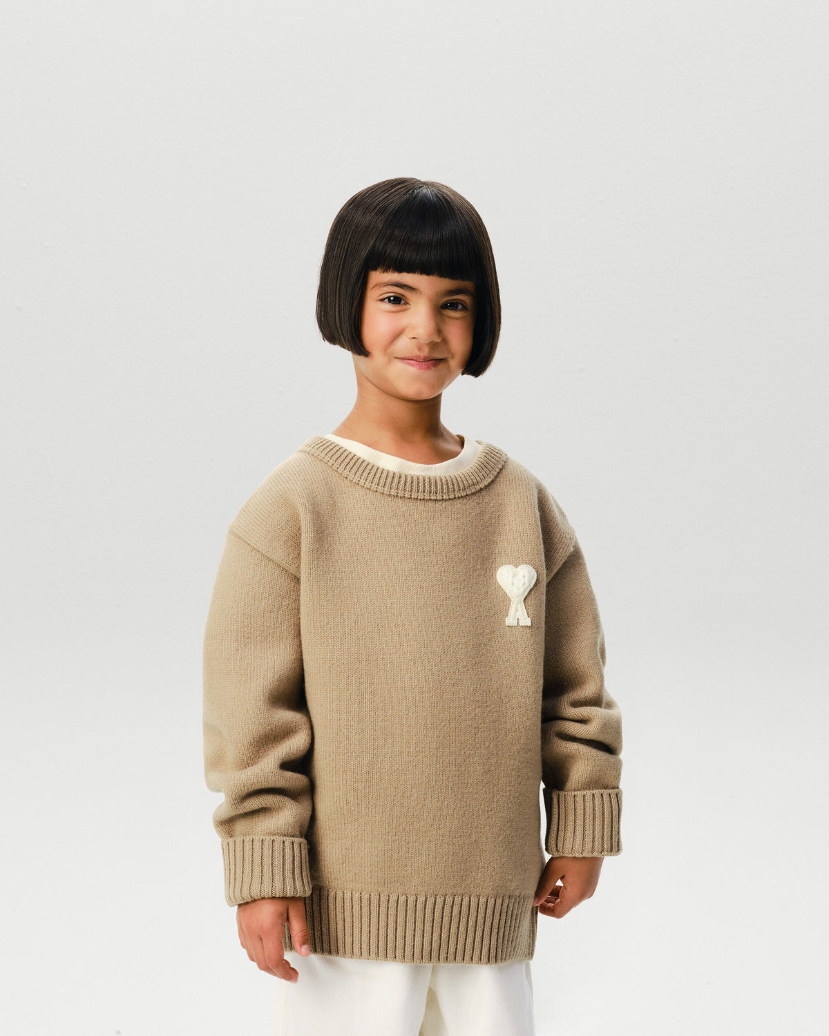 Beige wool sweater with Ami de Coeur patch - 6