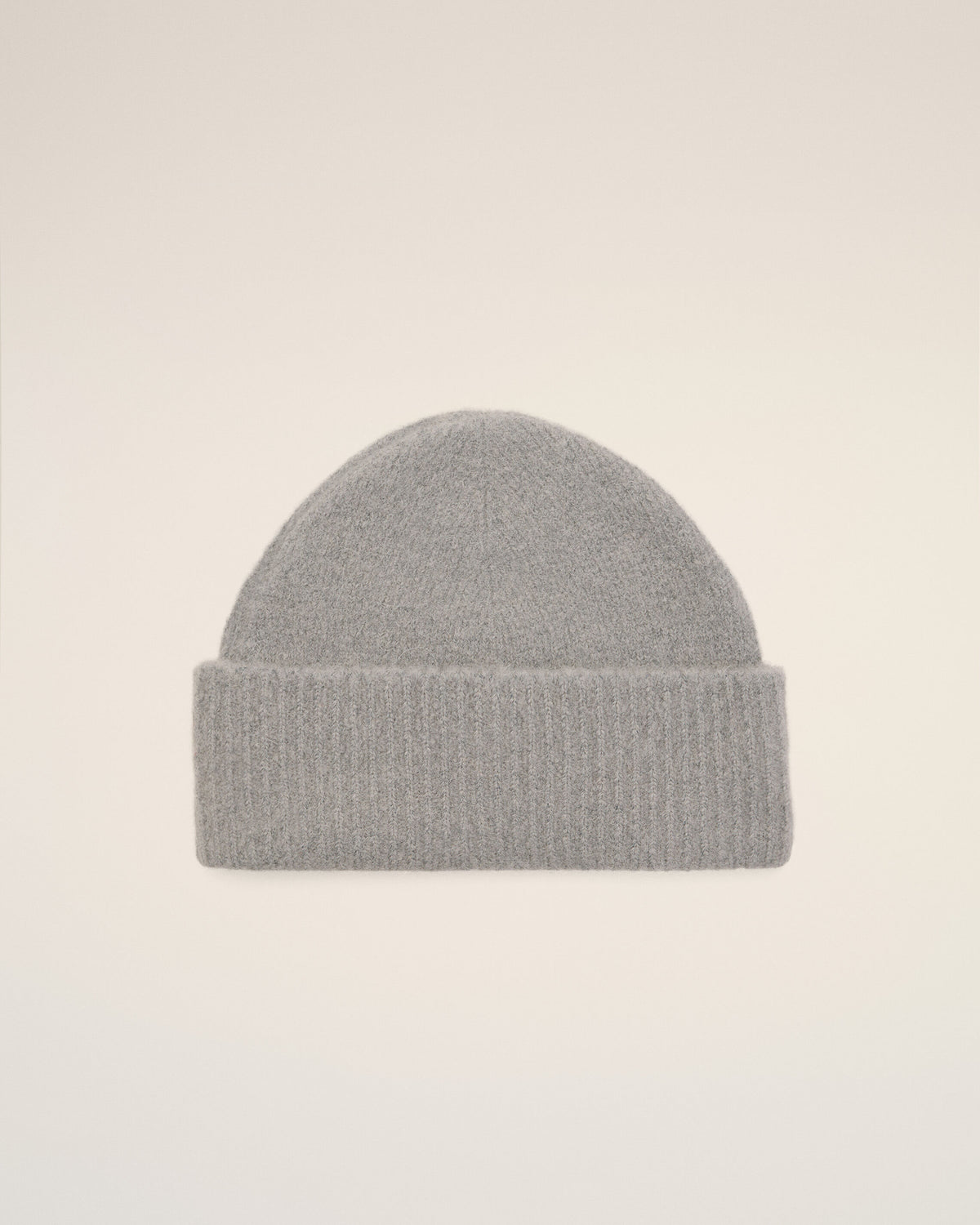 Grey alpaca beanie with Ami de Coeur - 4
