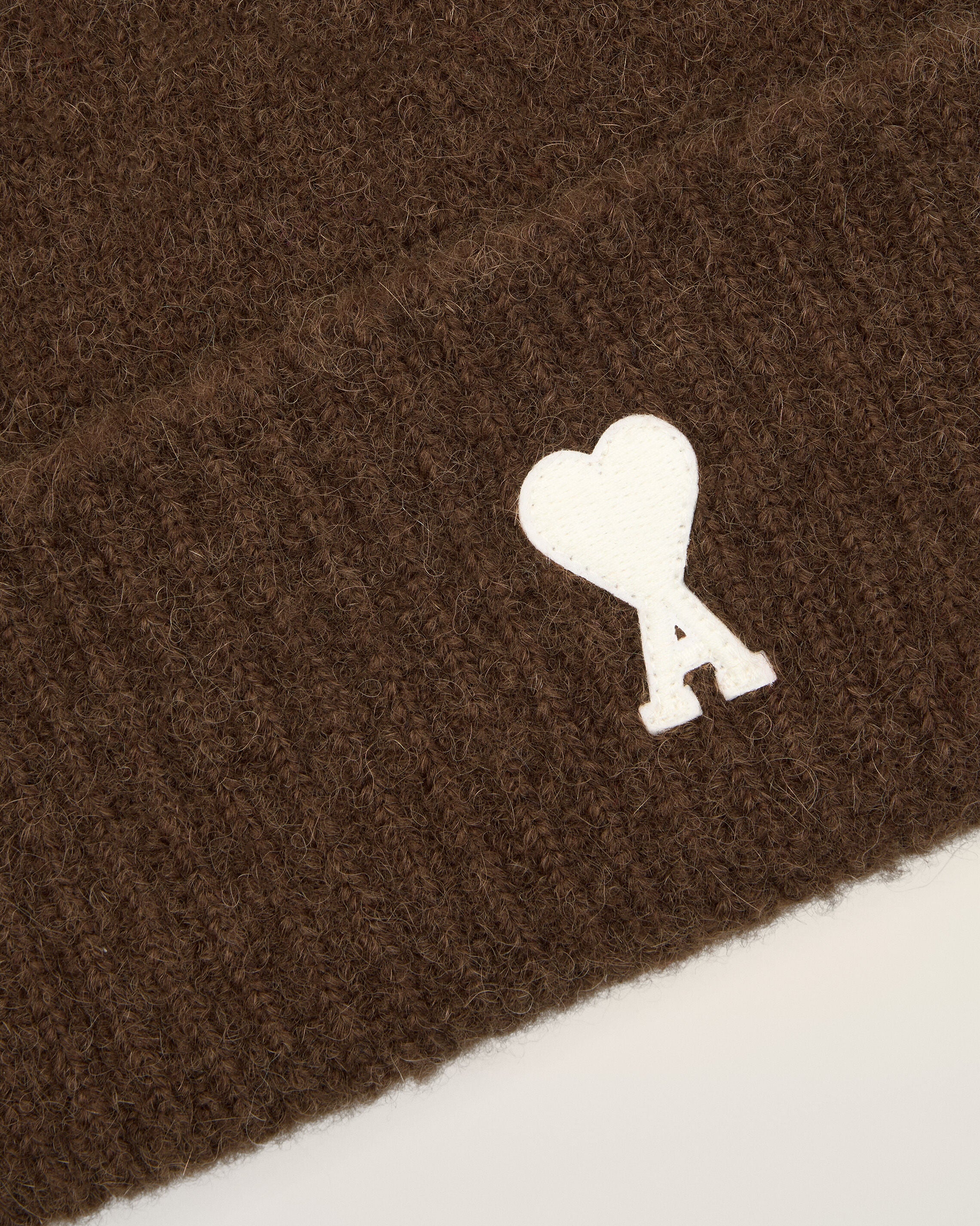 Gorro Ami de Cœur de alpaca marrón - 9