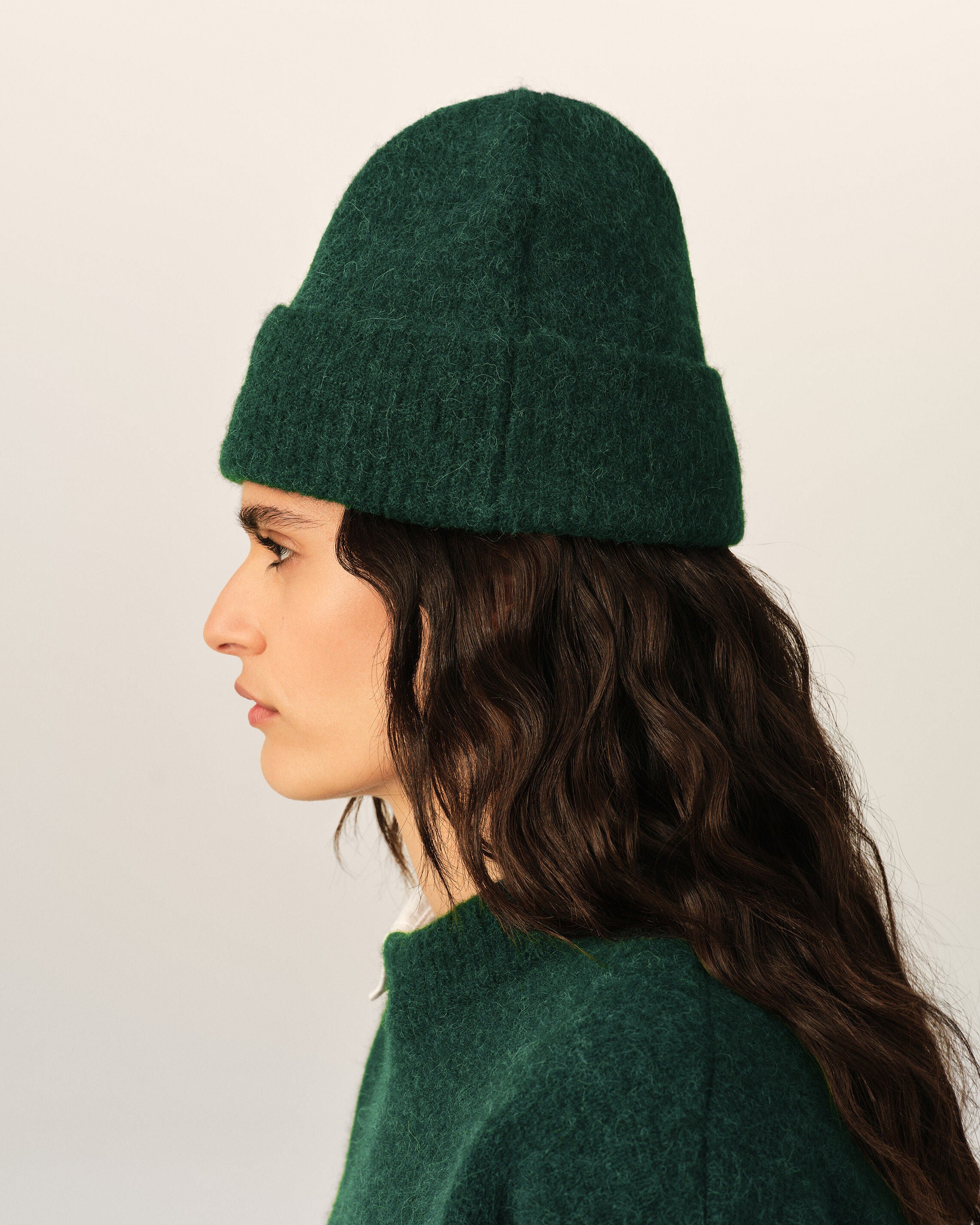 Gorro Ami de Cœur de alpaca verde - 11