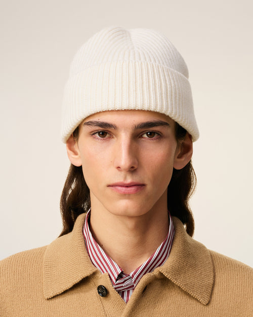 White Wool Ami De Coeur Beanie - 2 - Ami Paris