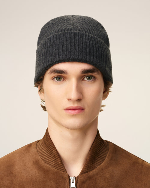 Grey Wool Ami De Coeur Beanie - 1 - Ami Paris