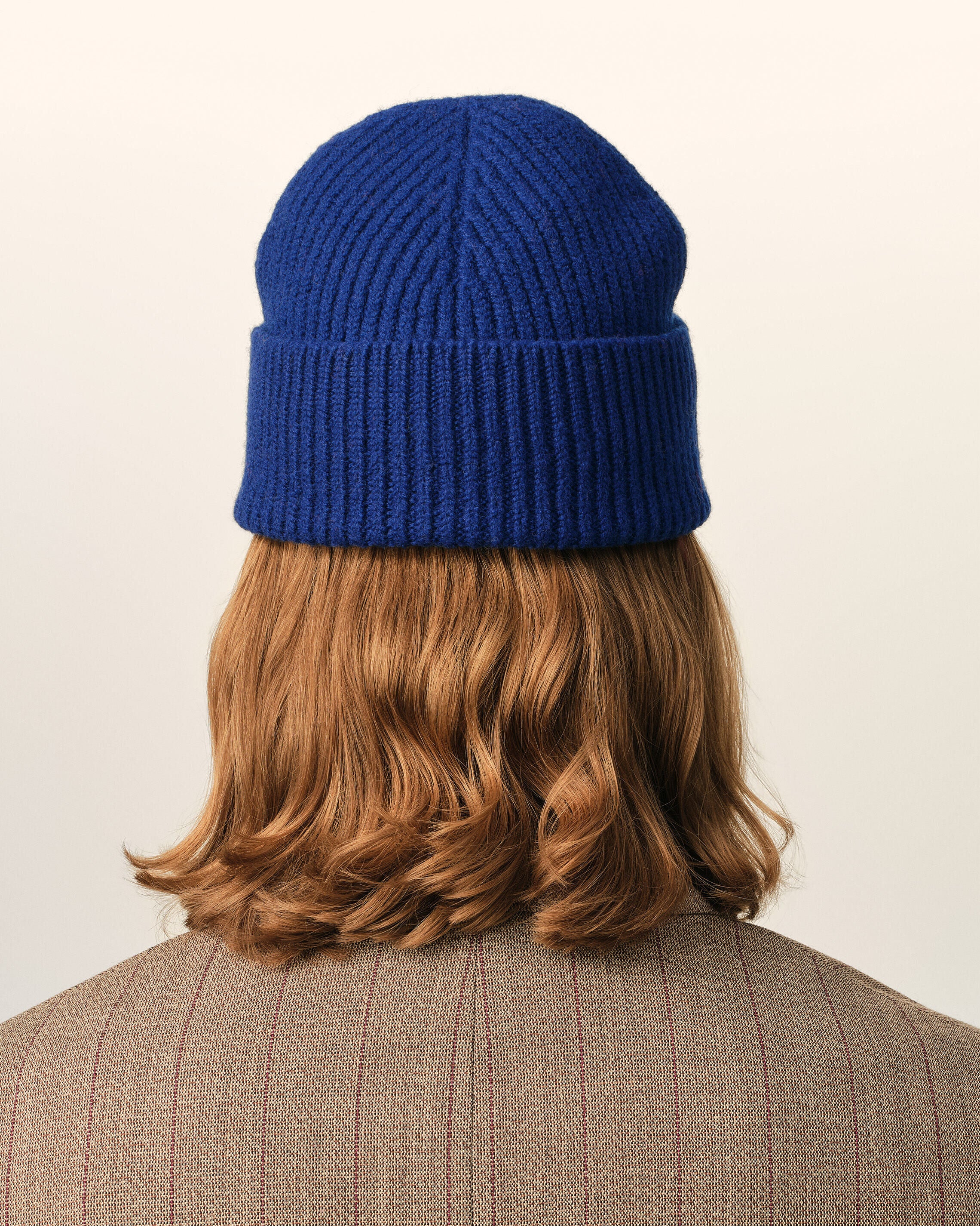 新品　ami paris ブルー アルパカAMI DE COEUR ビーニー ROYAL BLUE/BLACK Blue wool beanie with Ami de Coeur | Ami Paris