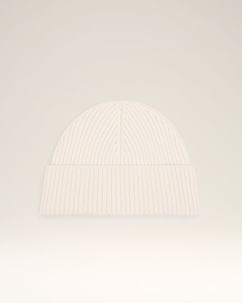 White Wool Ami De Coeur Beanie - 10 - Ami Paris