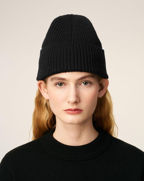 Black Wool Ami De Coeur Beanie - 4 - Ami Paris