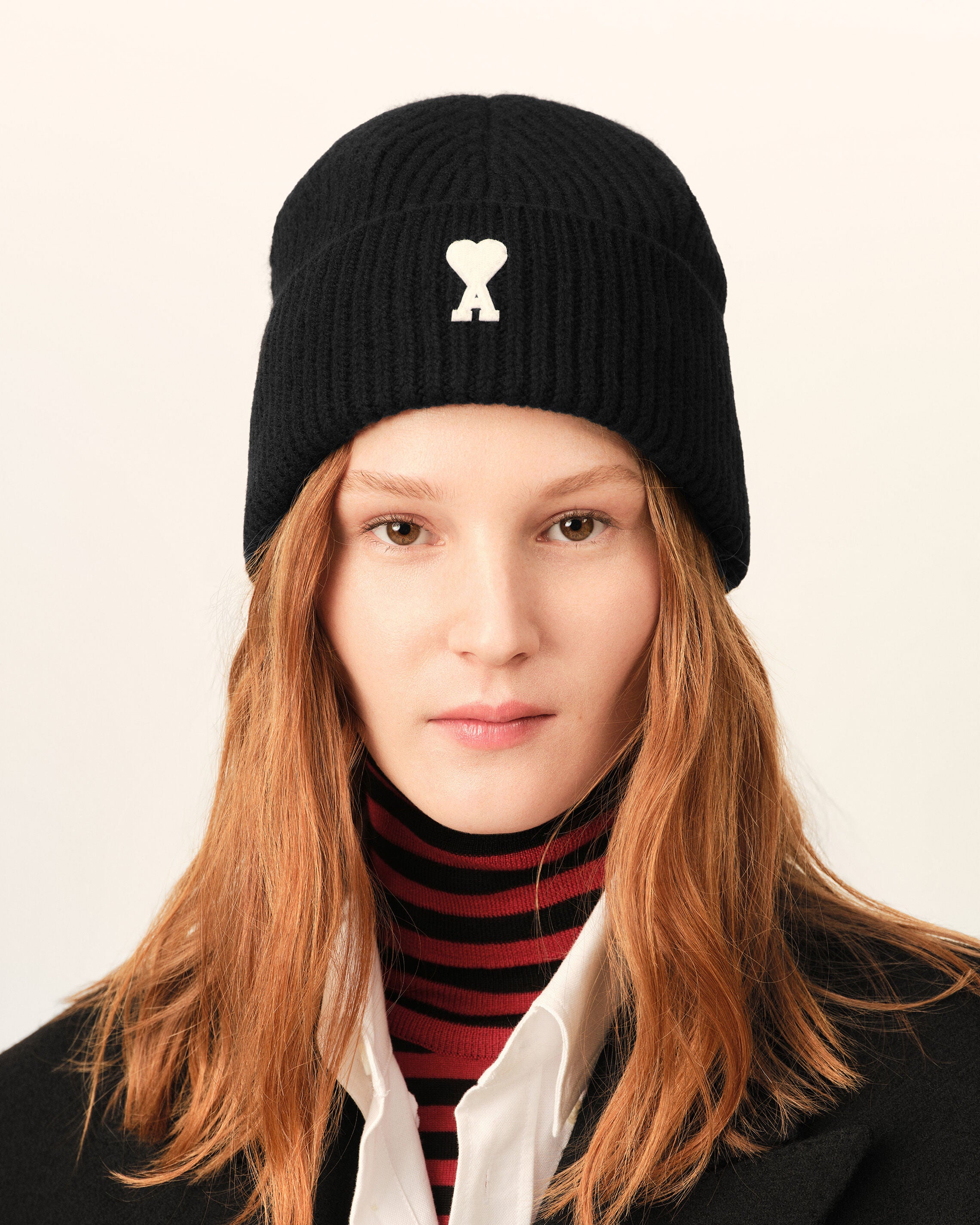 Gorro Ami de Cœur de lana negro - 8