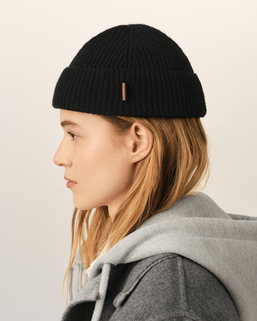 Black Wool Ami Leather Label Beanie - Woman - 10 - AMI Paris - Ami Paris