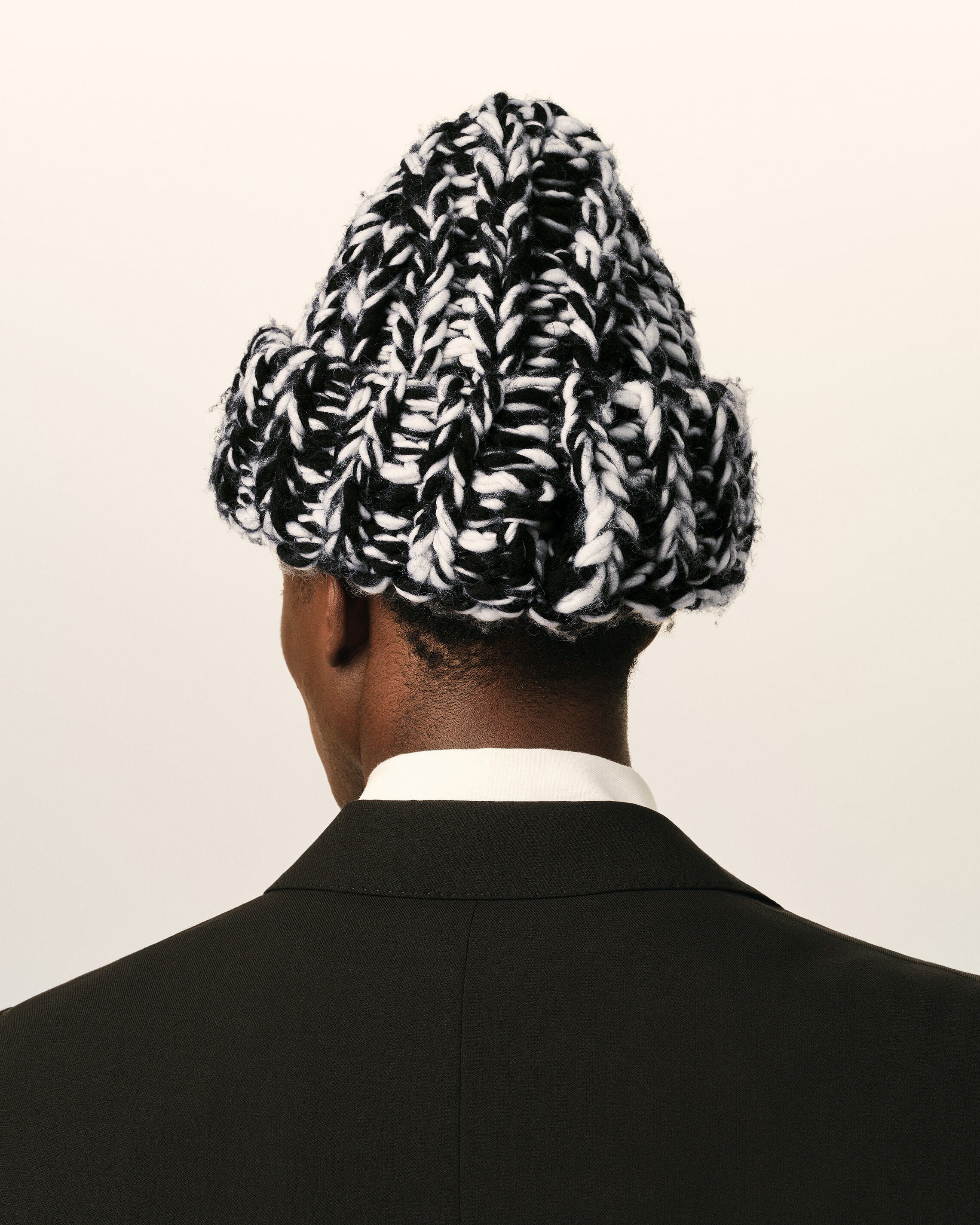 Gorro de lana negro y blanco - 5