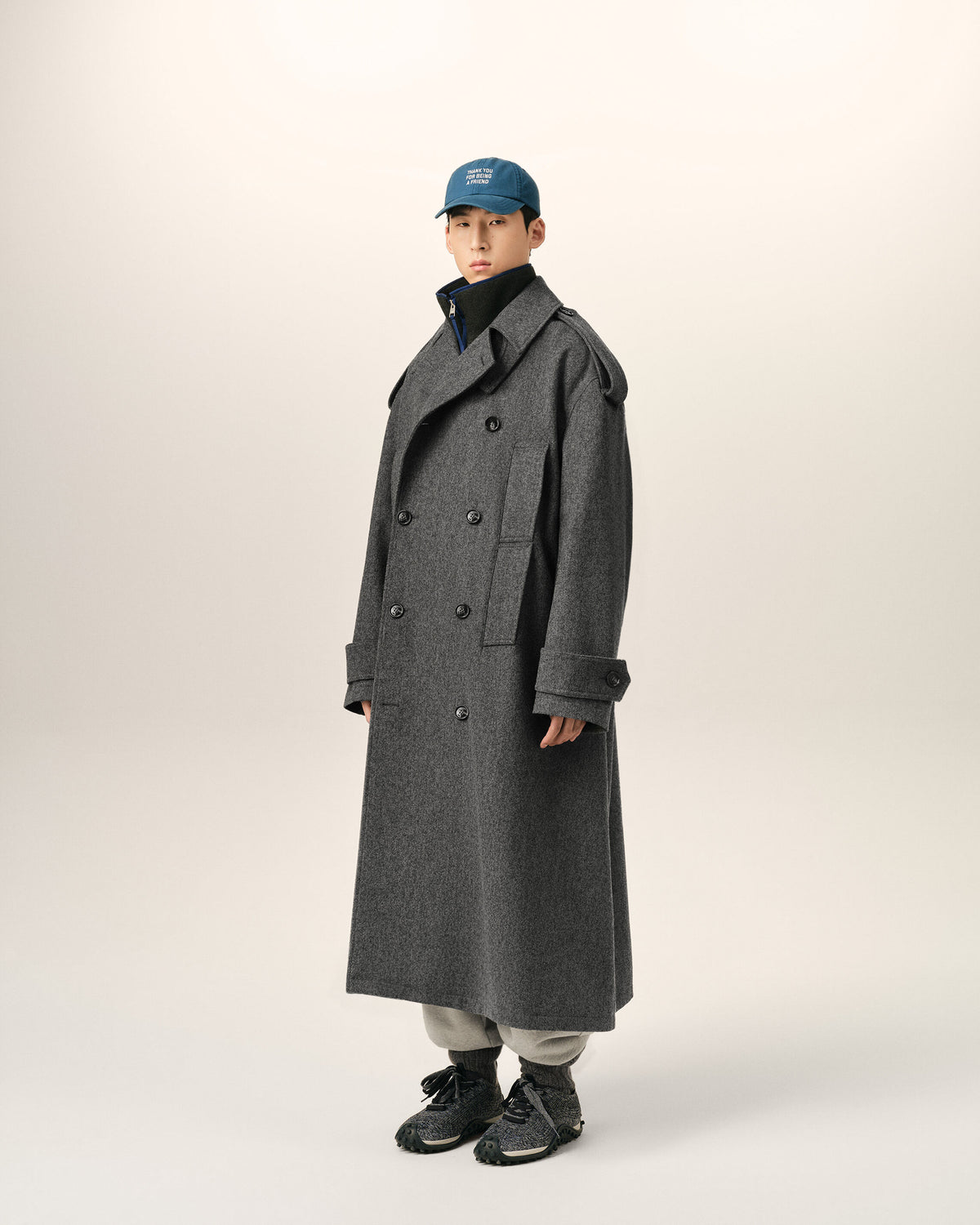 Trench coat gris en laine - 6