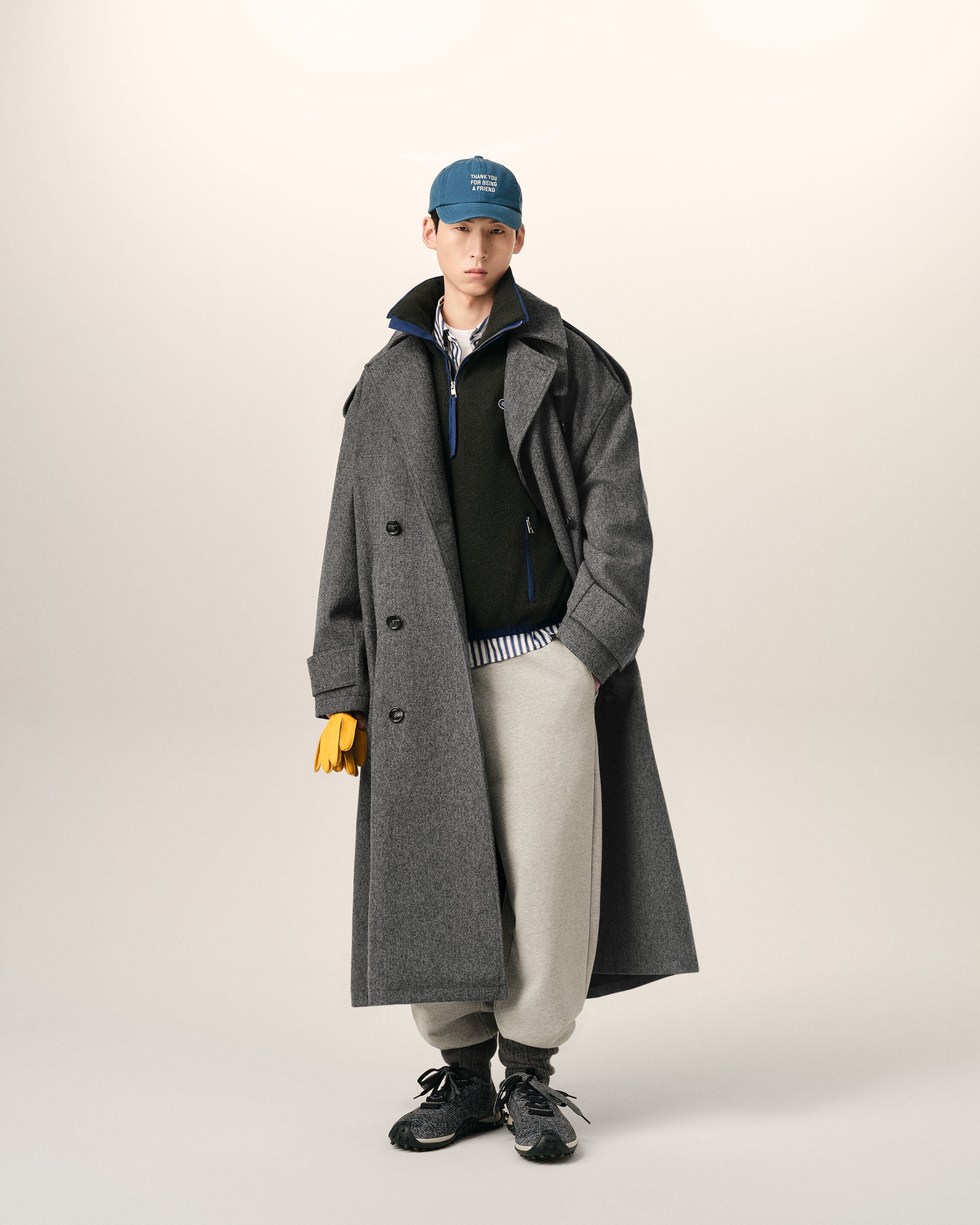 Trenchcoat aus grauer Wolle - 2