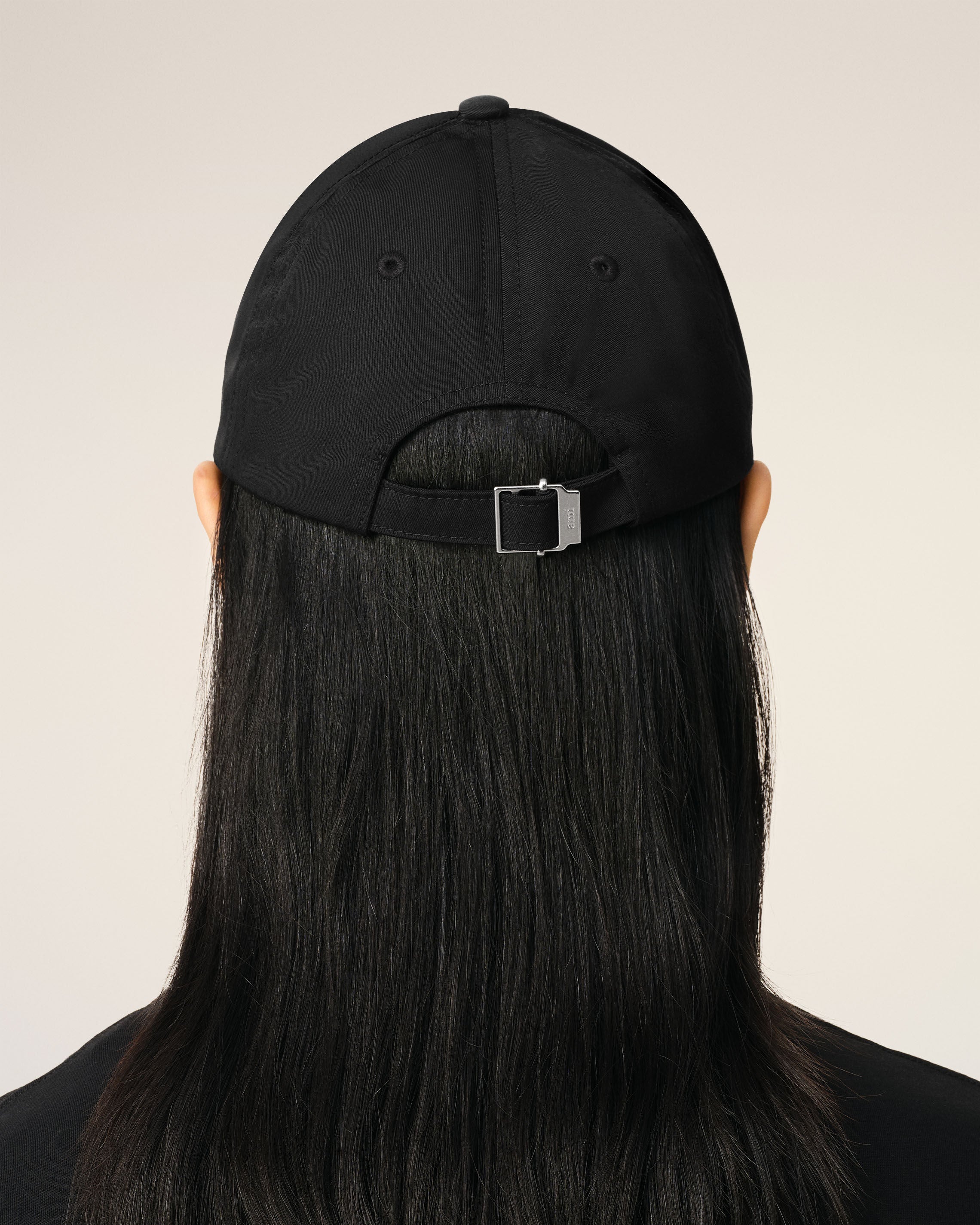 BLACK Ami de Coeur Stud Cap | AMI PARIS