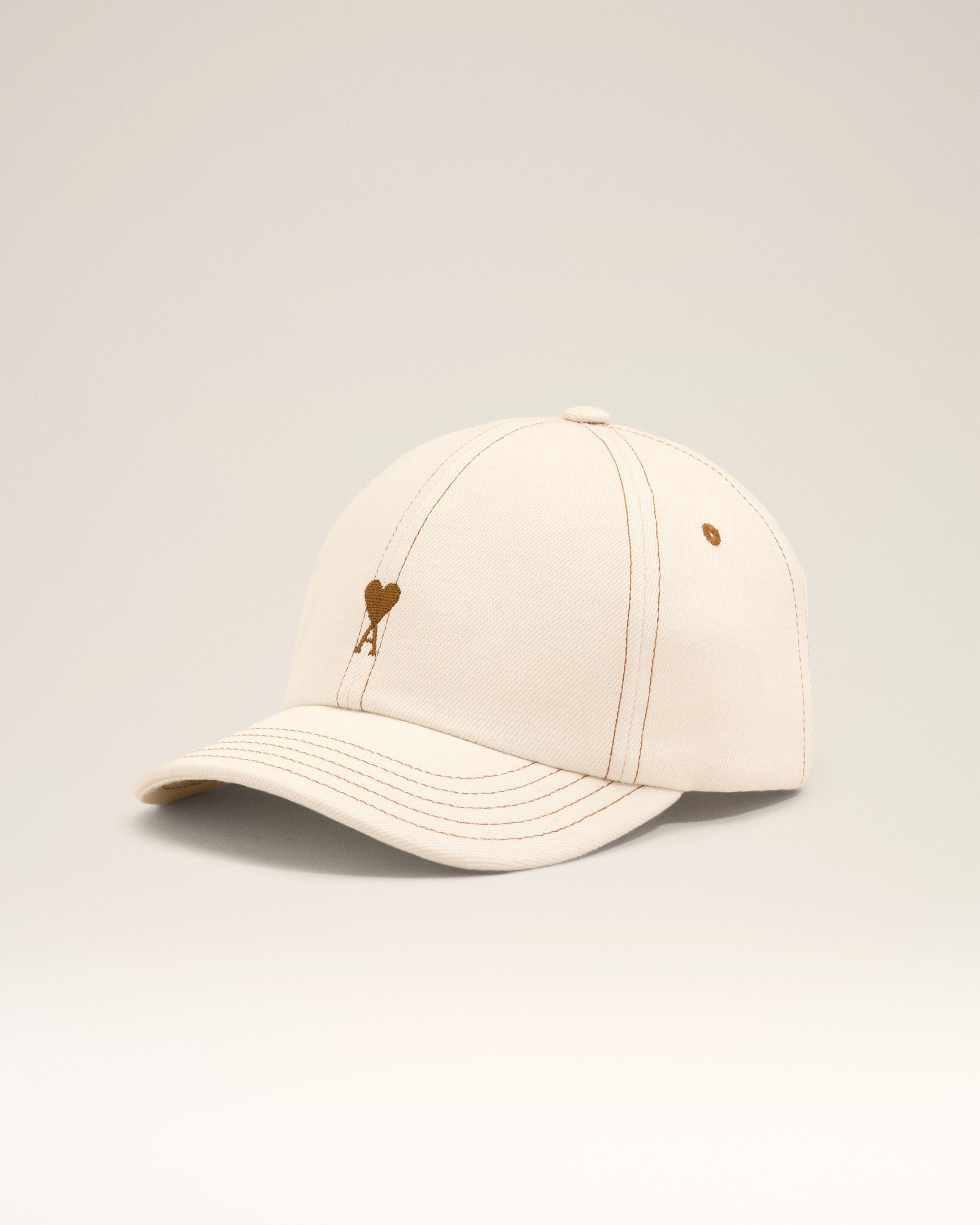 WHITE CREAM White cotton cap with Ami de Coeur | Ami Paris