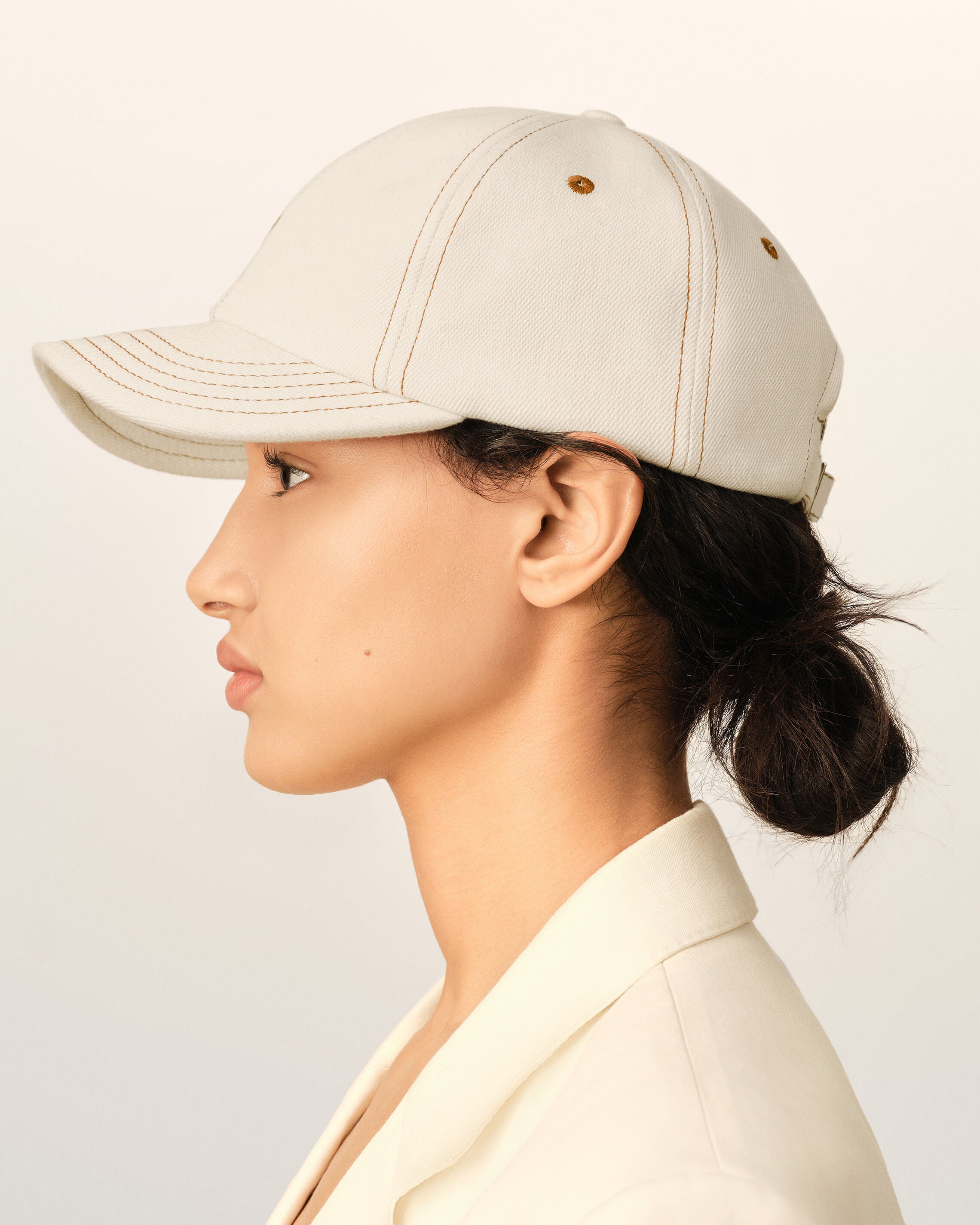 White cotton cap with Ami de Coeur - 11