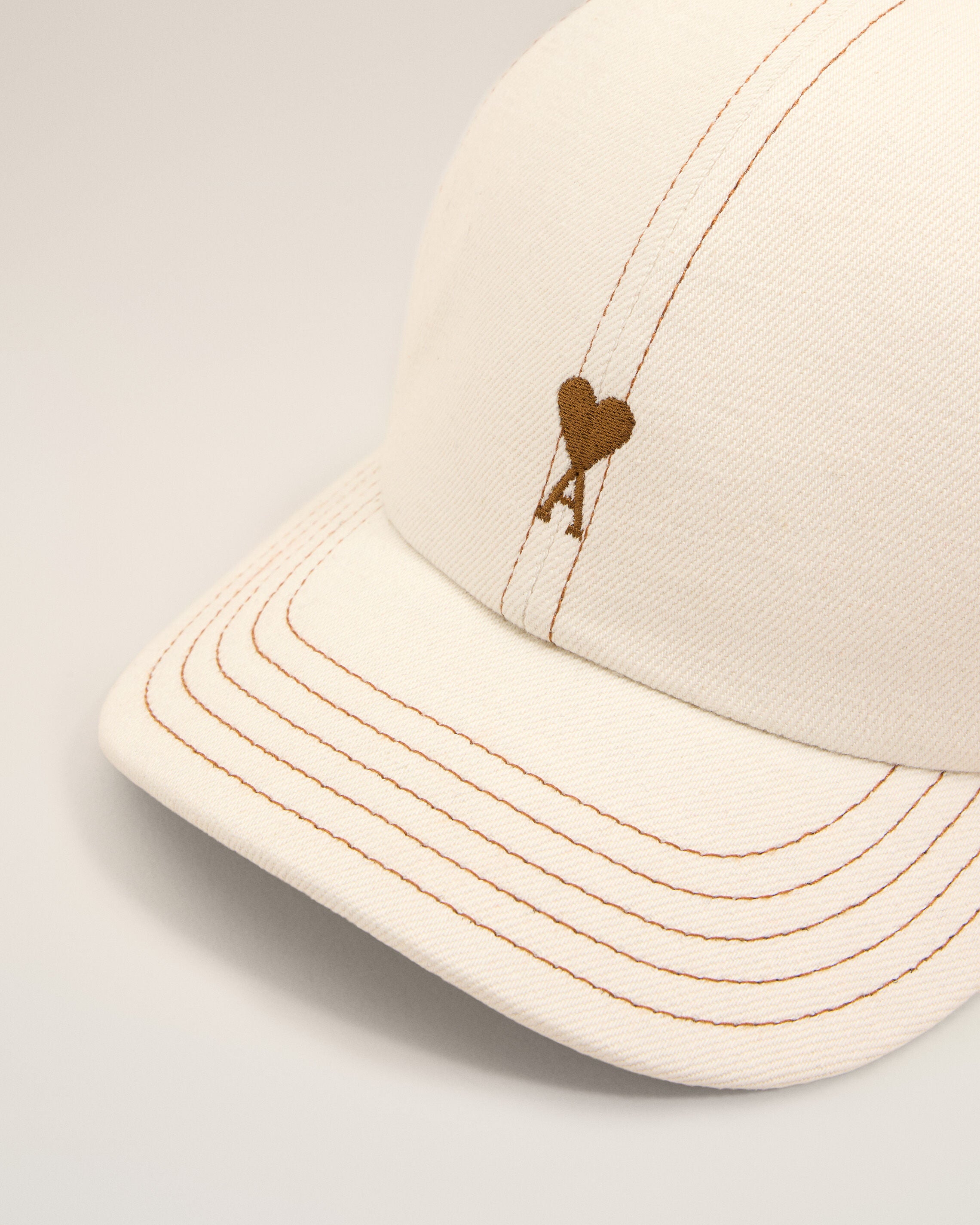 White cotton cap with Ami de Coeur - 9