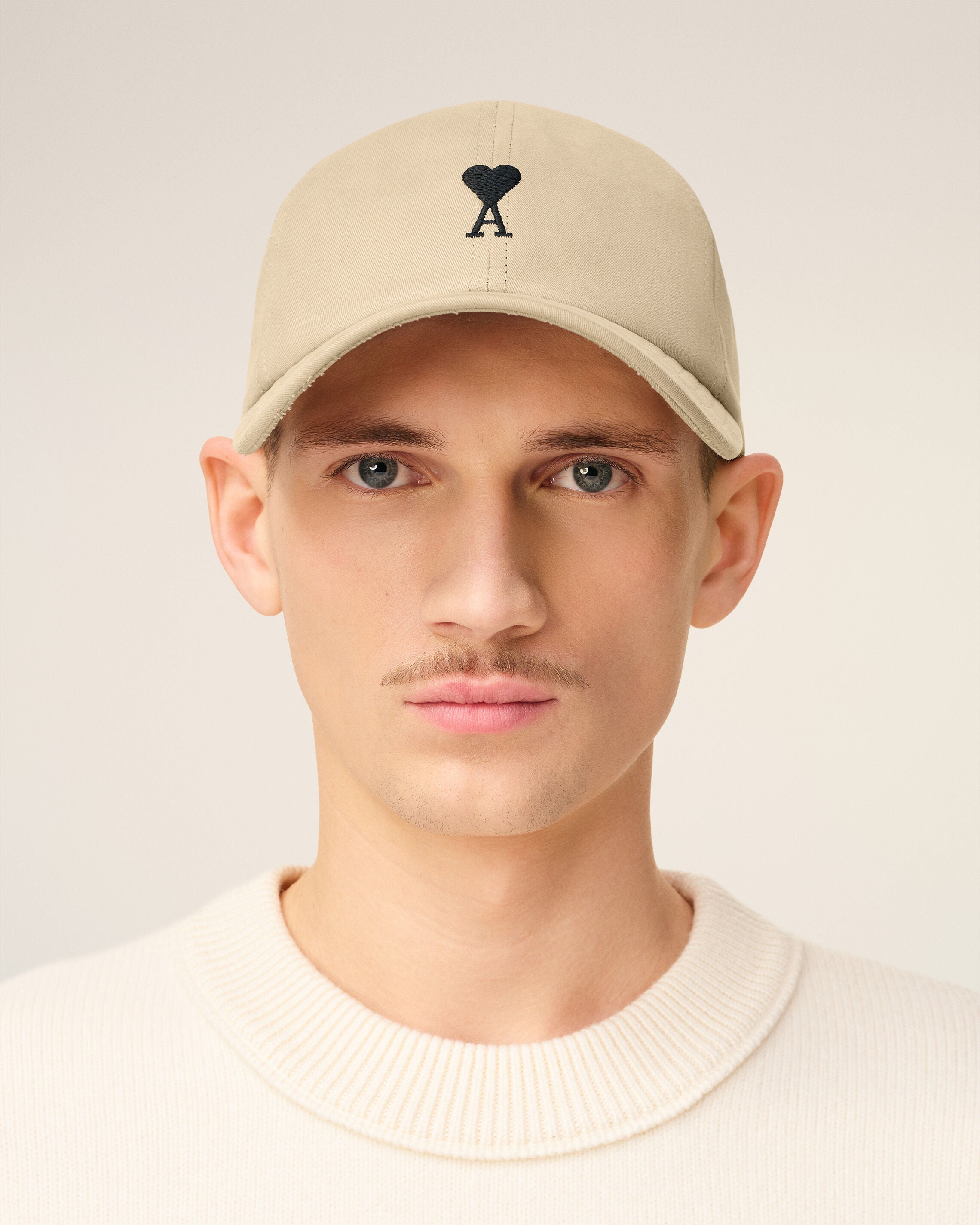 Ami Parisキャップ ベージュ アミ 楽天市場】AMI Paris 帽子 アミ パリス AMI SMALL A CANVAS CAP