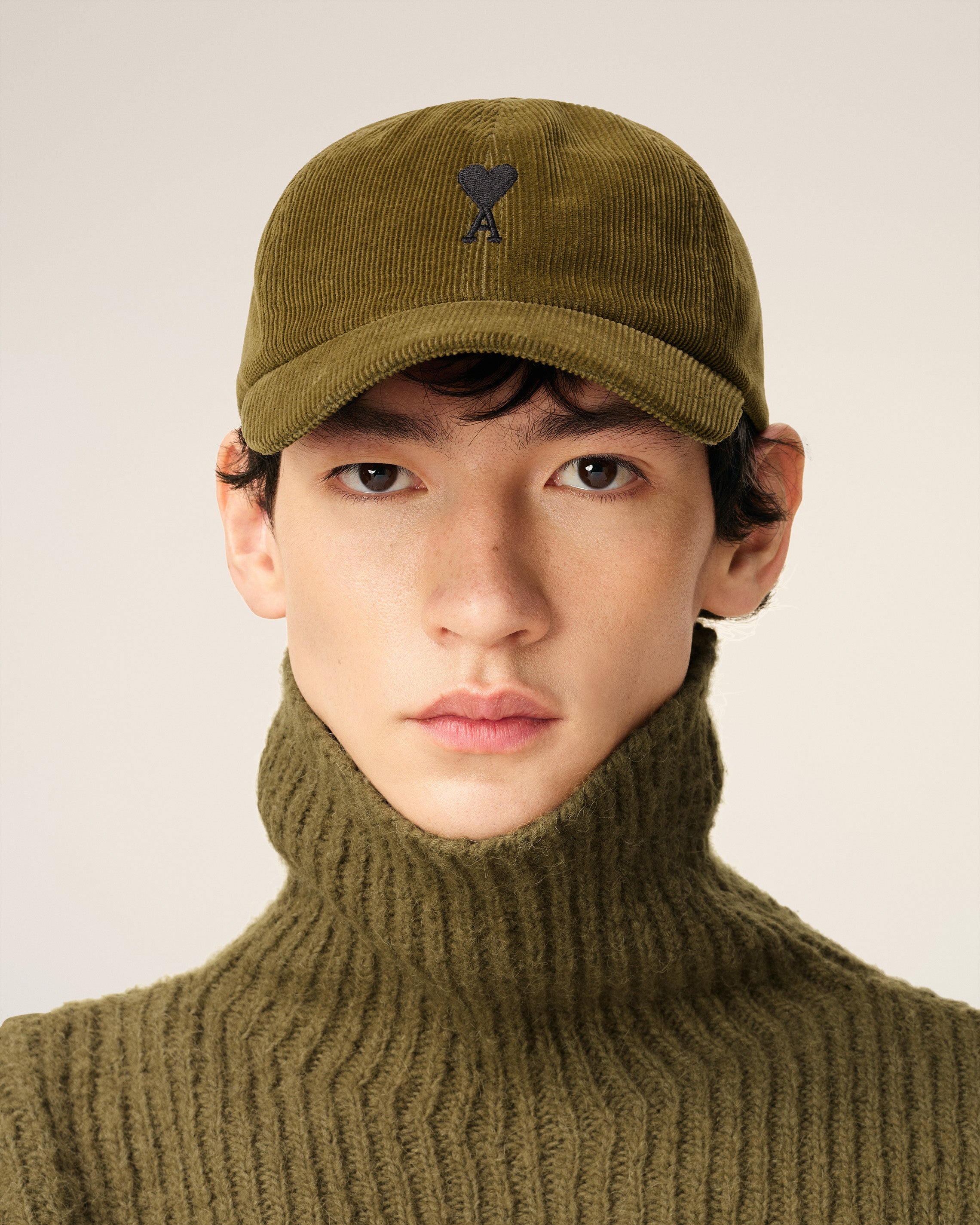 新品 AMI PARIS アミ パリス コーデュロイ キャップ 韓国 完売品 org.jpg