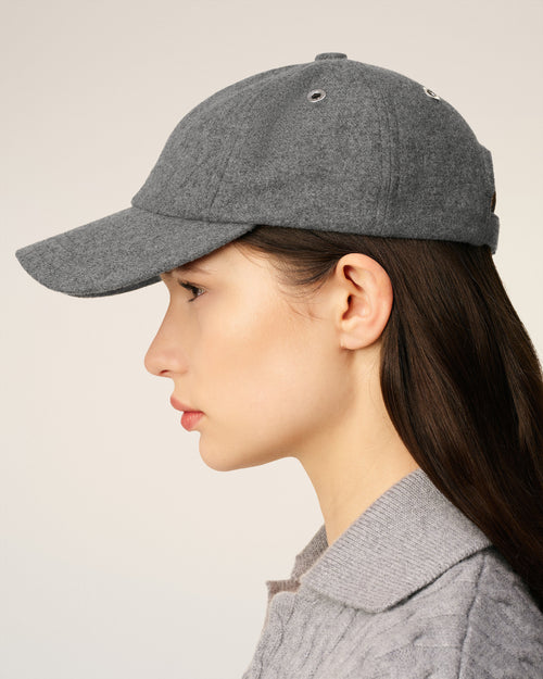Casquette Grise Ami De Coeur Embossé En Laine - 11 - Ami Paris