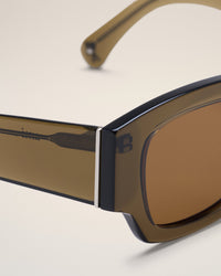 UGL516.AC0018.A037_F_4