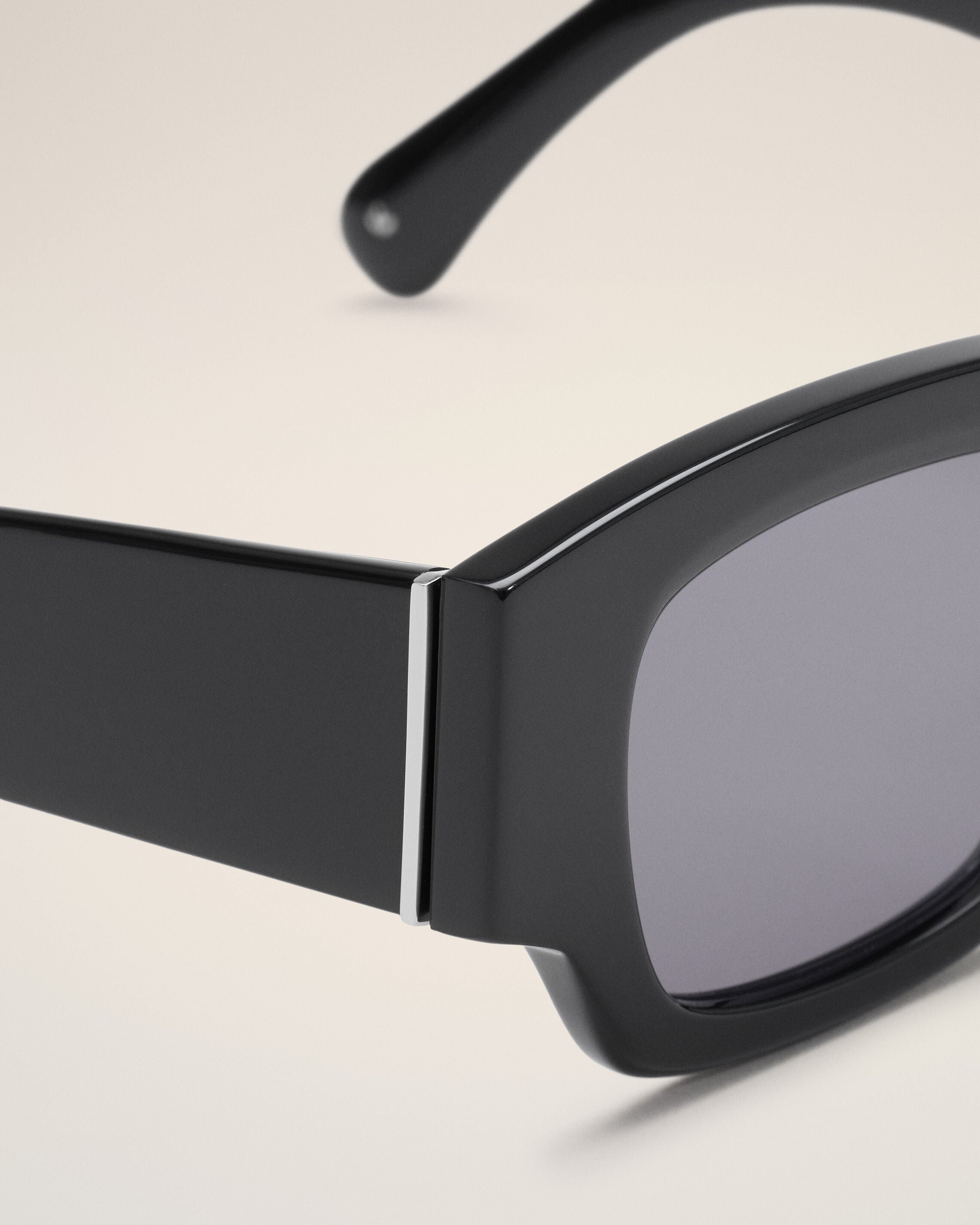 Lunettes De Soleil 75001 Noires - 4