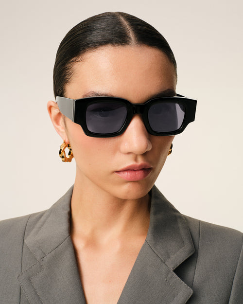                                 Lunettes De Soleil 75001 Noires - 3                             - Ami Paris