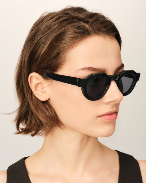 Gafas de sol negras 75018 - Mujer - 7 - AMI Paris - Ami Paris