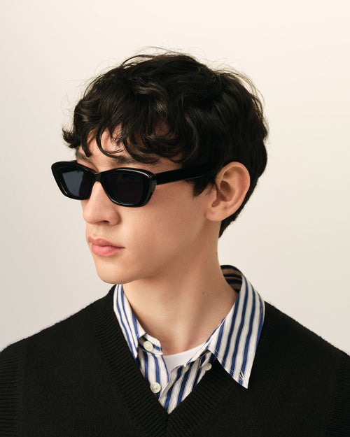 Black sunglasses 75020 - 1 - Ami Paris