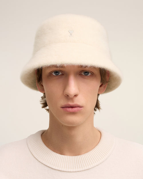 Bob Rivet Blanc Ami de Coeur En Laine - Homme - 2 - AMI Paris - Ami Paris