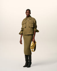 UJK846.CO0132.298_F_2