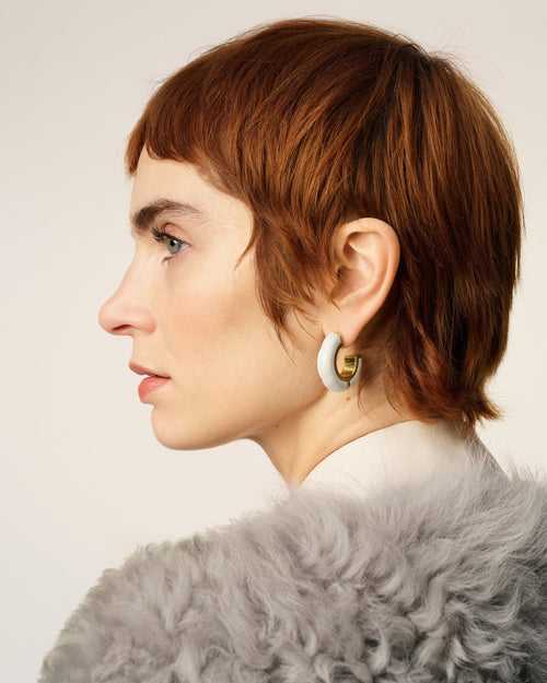 White Brass Hammered Lacquered Earrings - 4 - Ami Paris