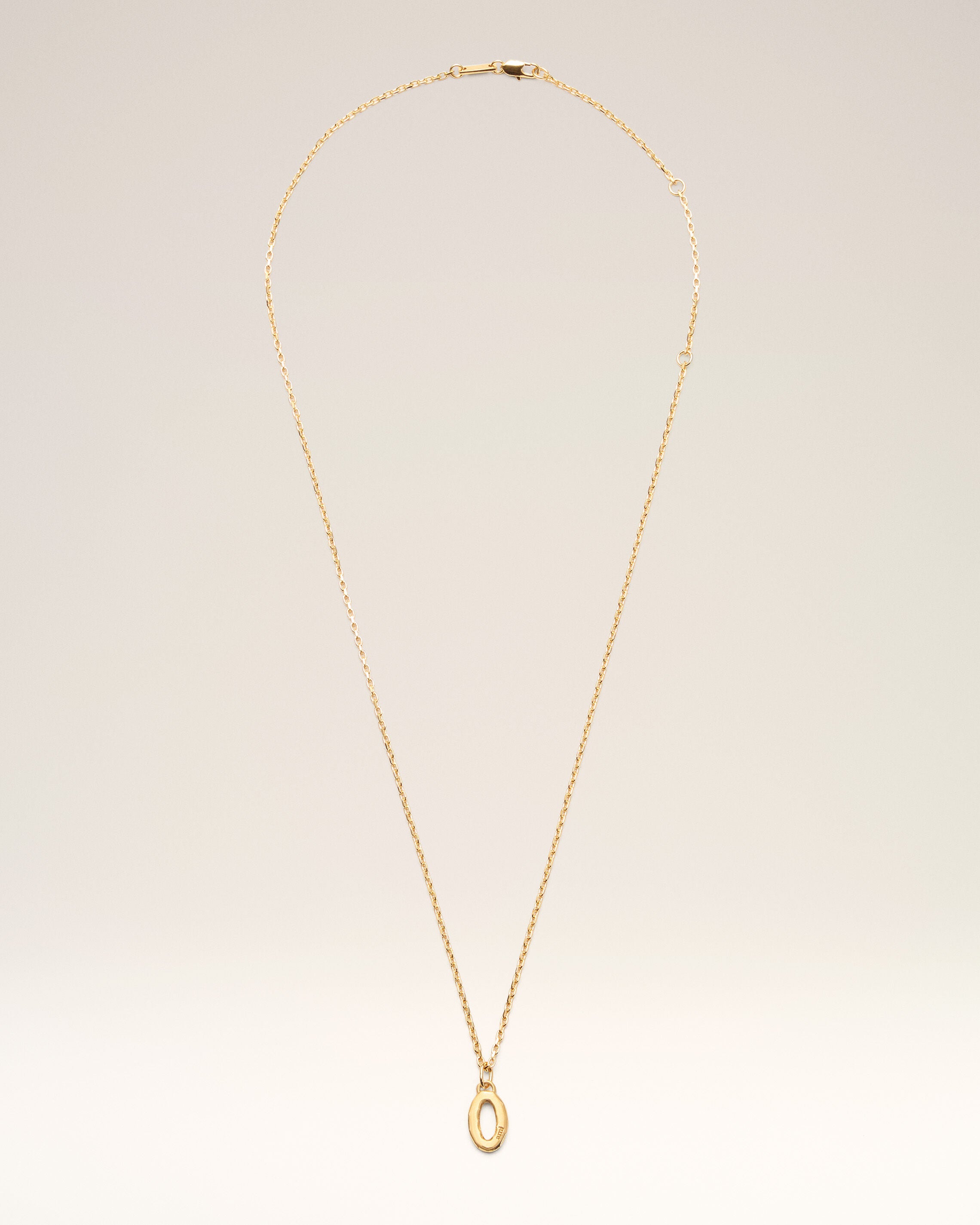 Gold Brass Hammered "0" Pendant Necklace - 4